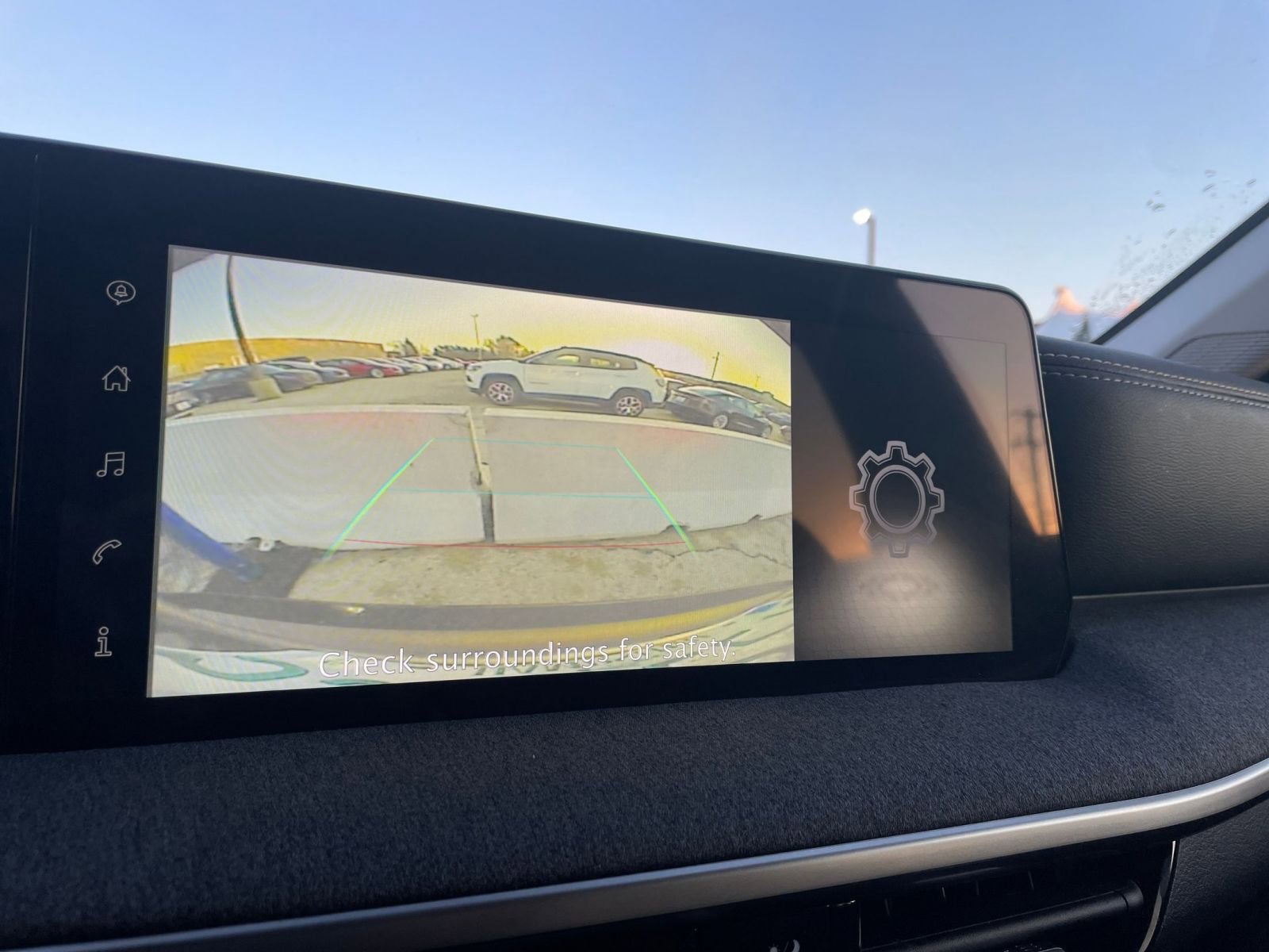 Thumbnail: 2025 Nissan Kicks - 17