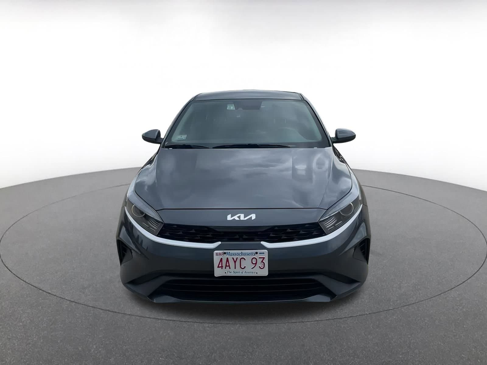 Thumbnail: 2024 Kia Forte - 4