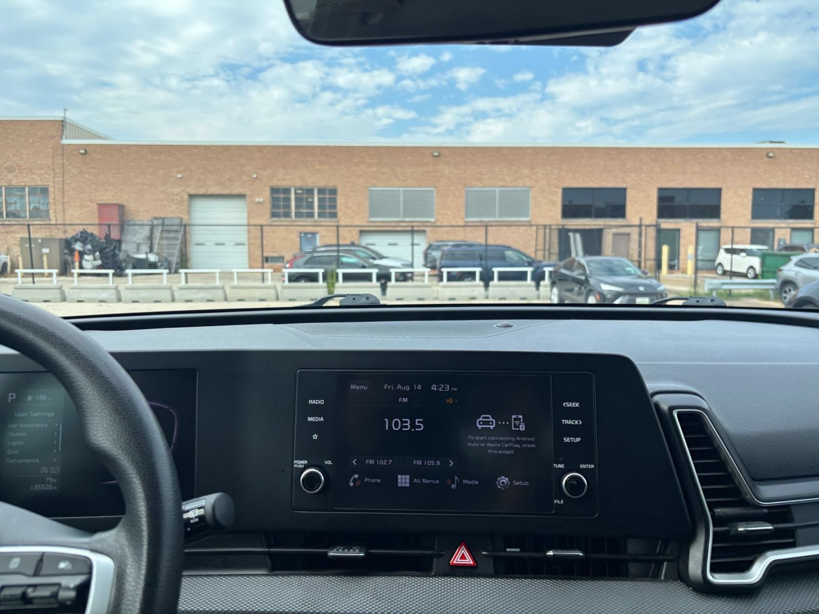 Thumbnail: 2023 Kia Sportage - 17