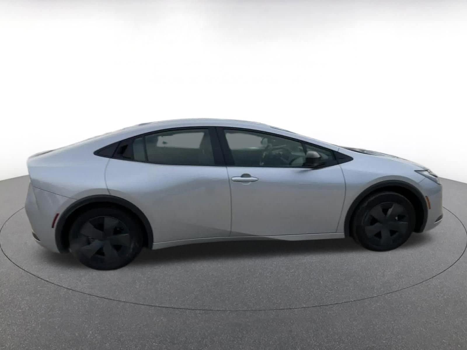 Thumbnail: 2025 Toyota Prius - 16