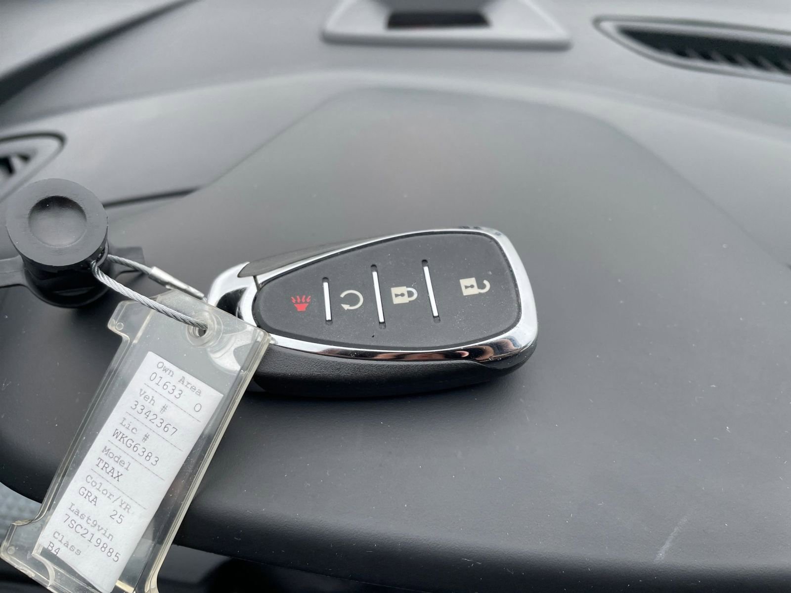 Thumbnail: 2025 Chevrolet Trax - 21