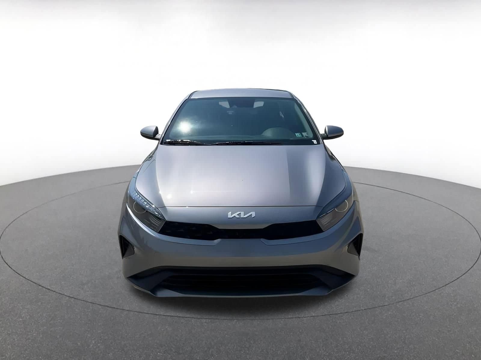 Thumbnail: 2023 Kia Forte - 5