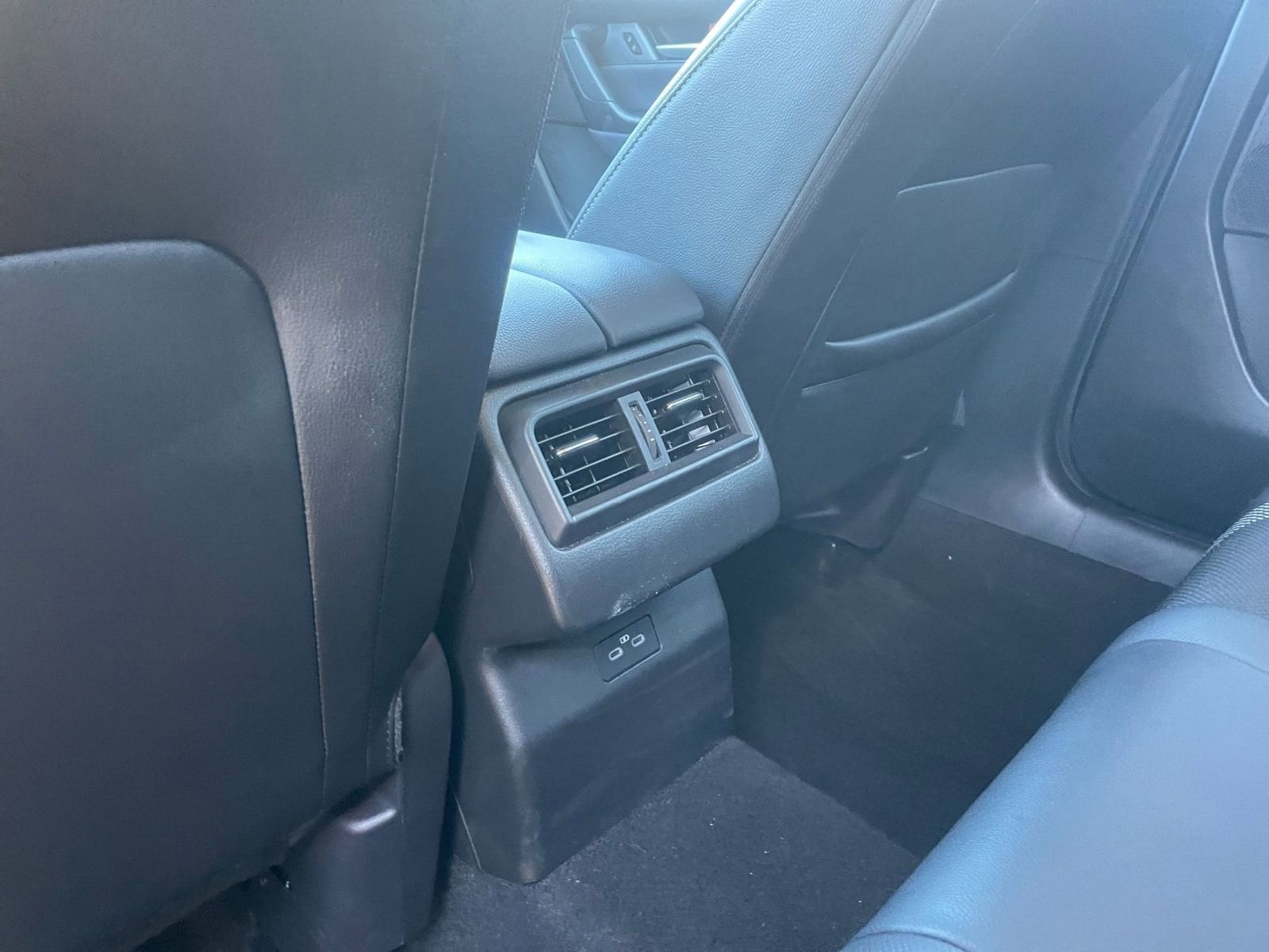 Thumbnail: 2025 Mazda CX-50 - 24