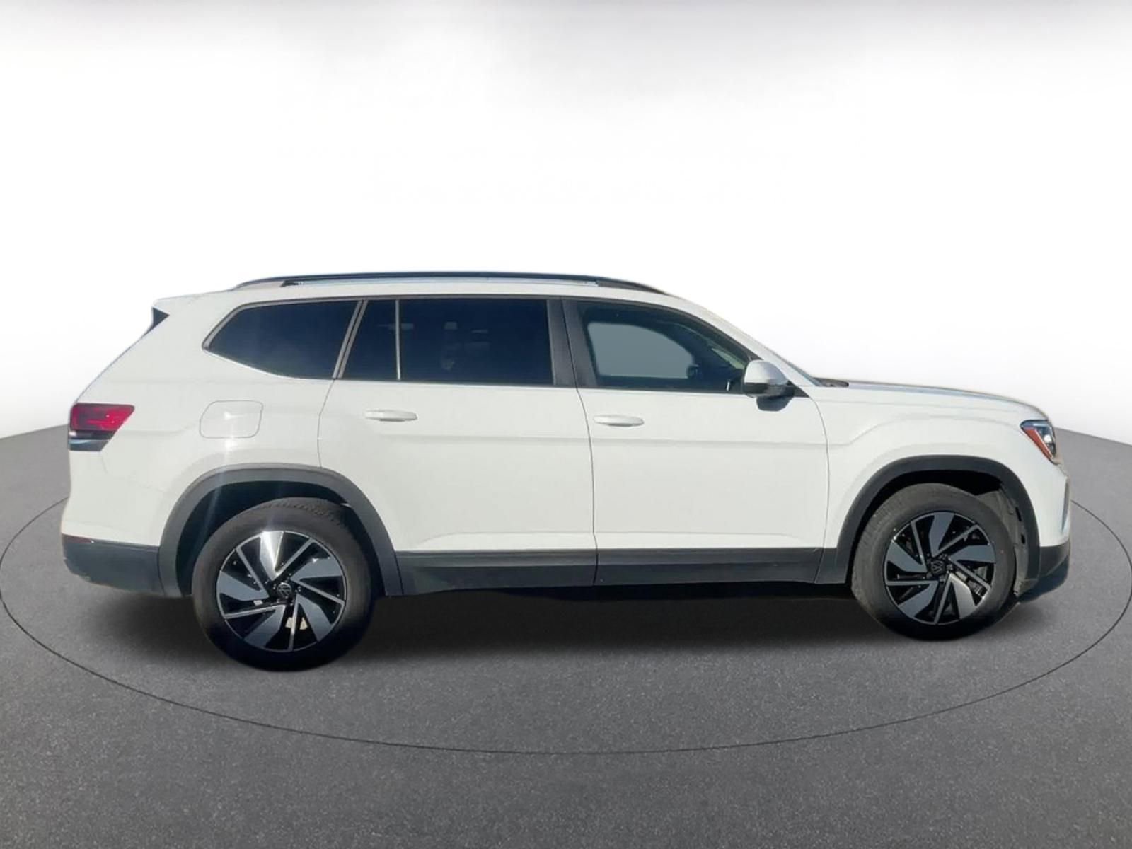 Thumbnail: 2025 Volkswagen Atlas - 16