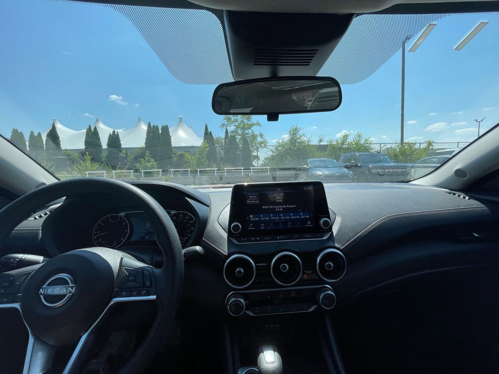 Thumbnail: 2024 Nissan Sentra - 32