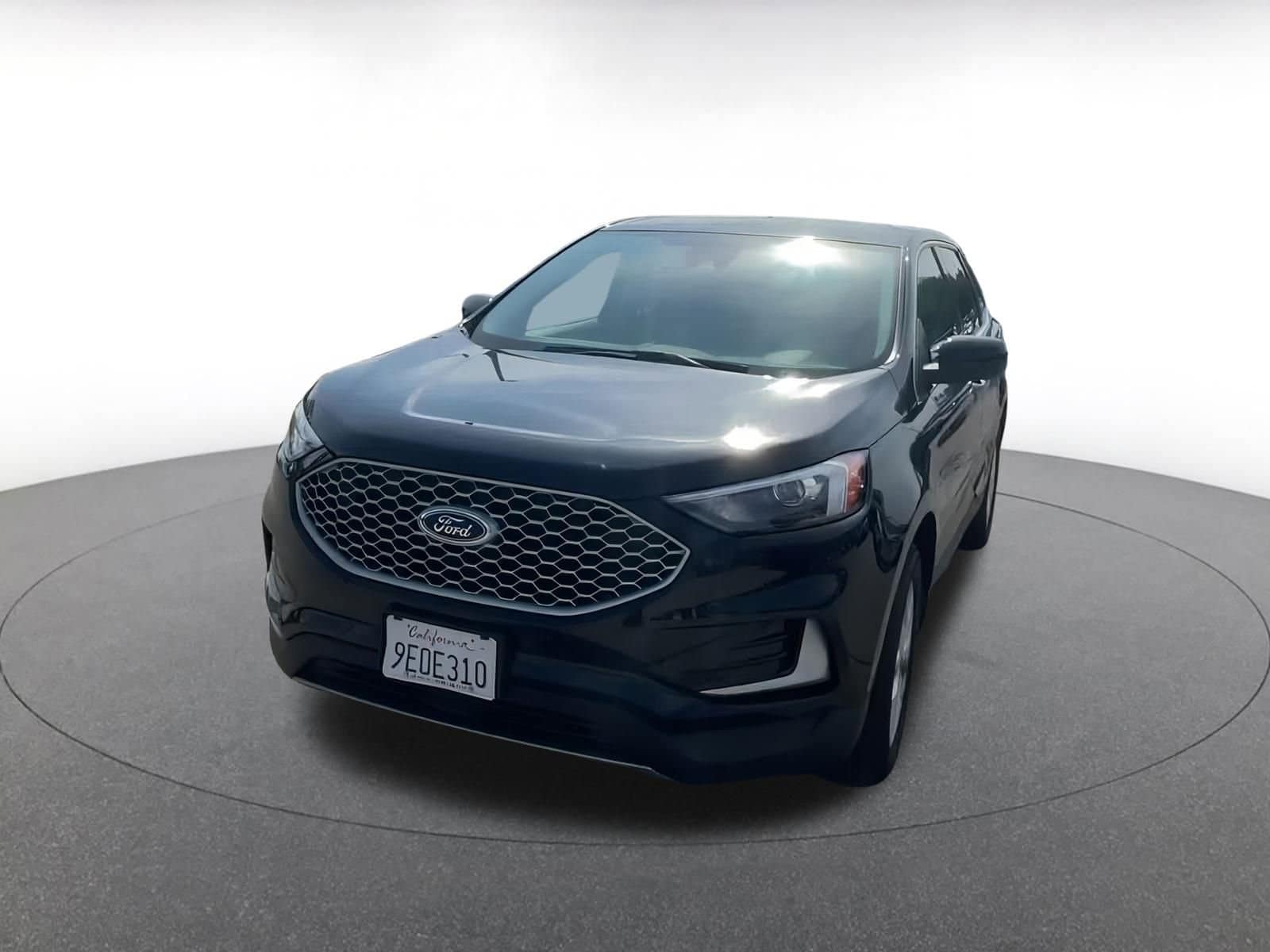 Thumbnail: 2023 Ford Edge - 4