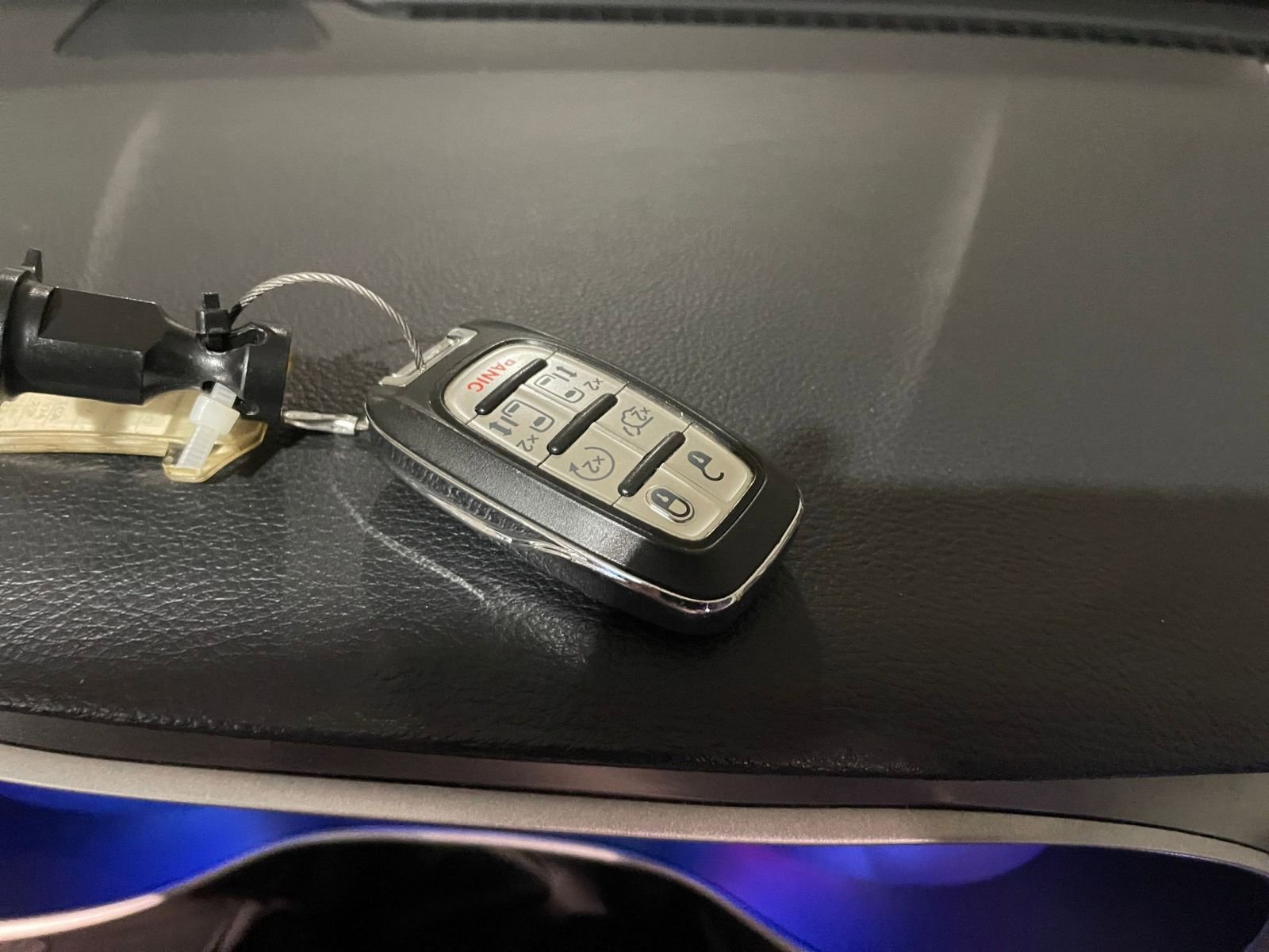 Thumbnail: 2023 Chrysler Pacifica - 21