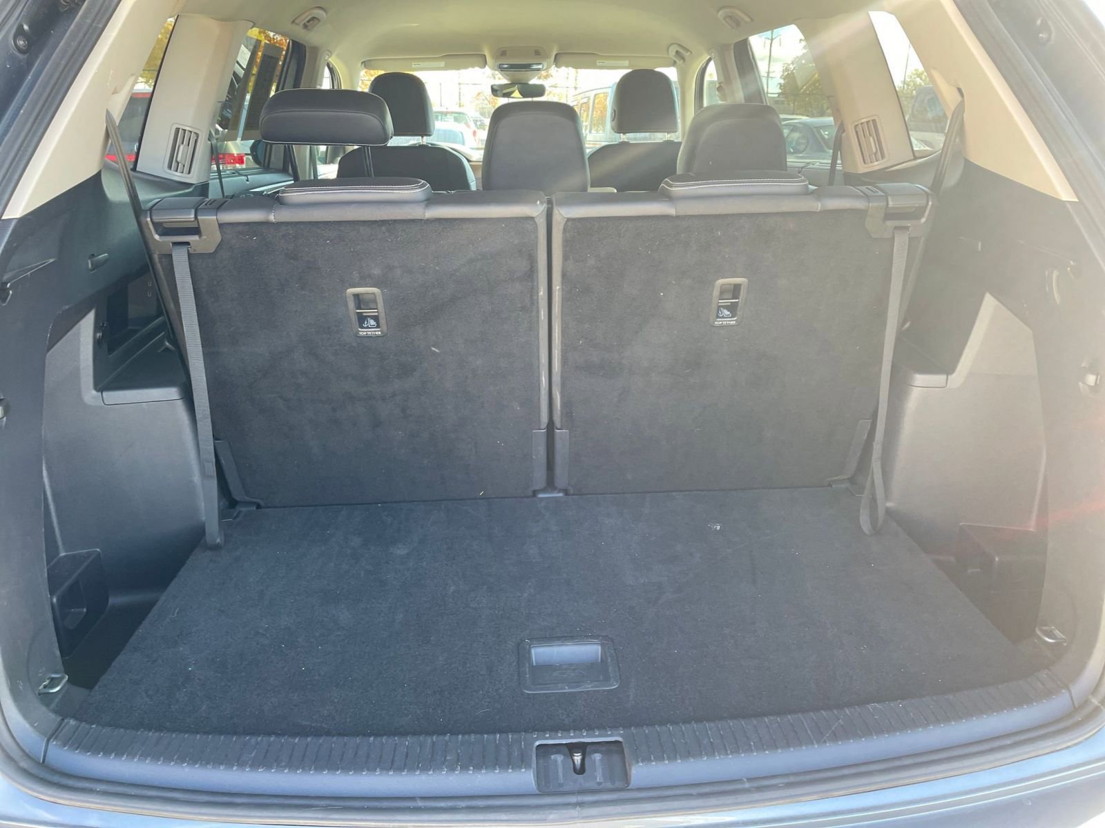 Thumbnail: 2025 Volkswagen Atlas - 31