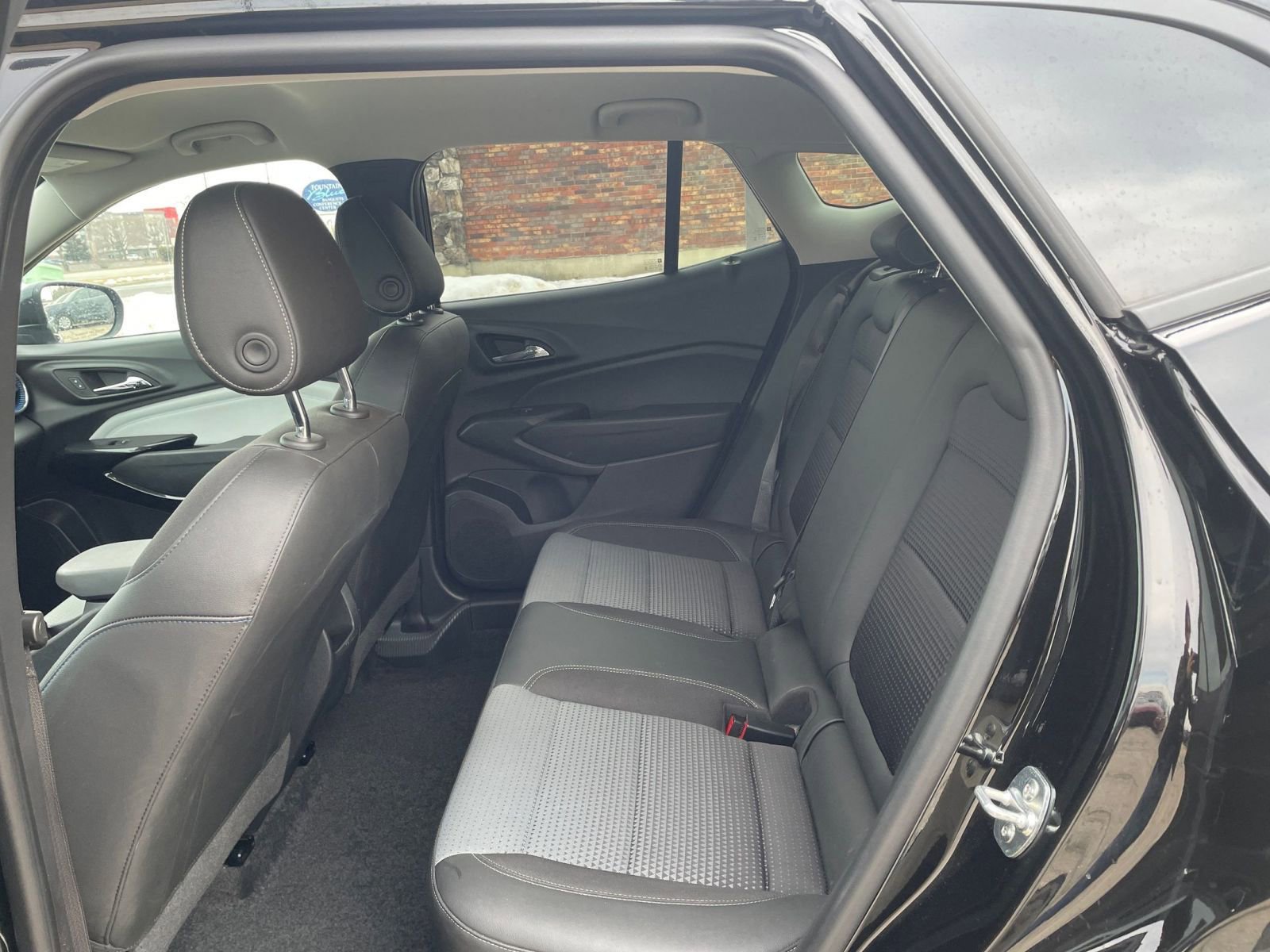 Thumbnail: 2025 Chevrolet Trax - 25