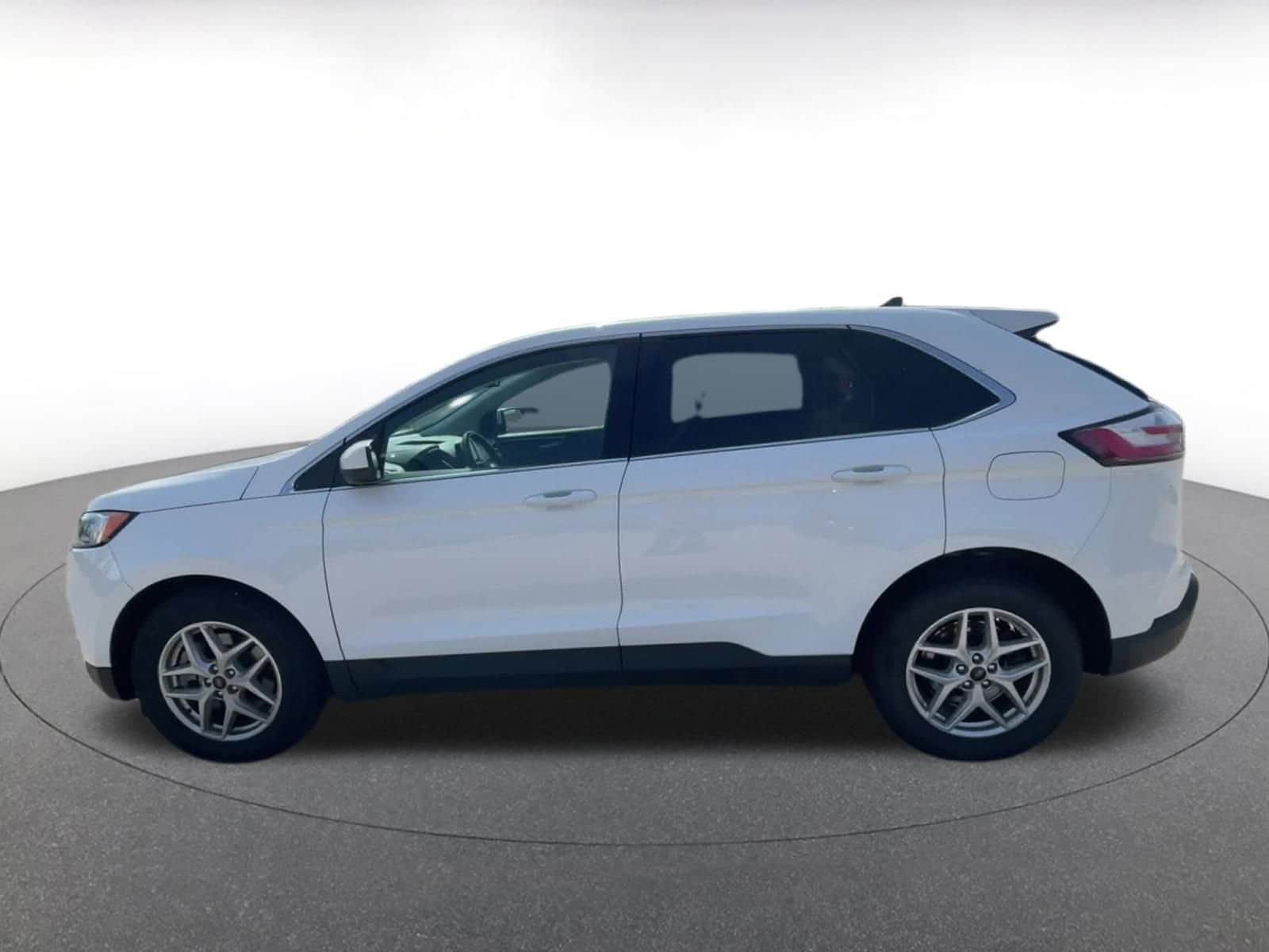 Thumbnail: 2024 Ford Edge - 9