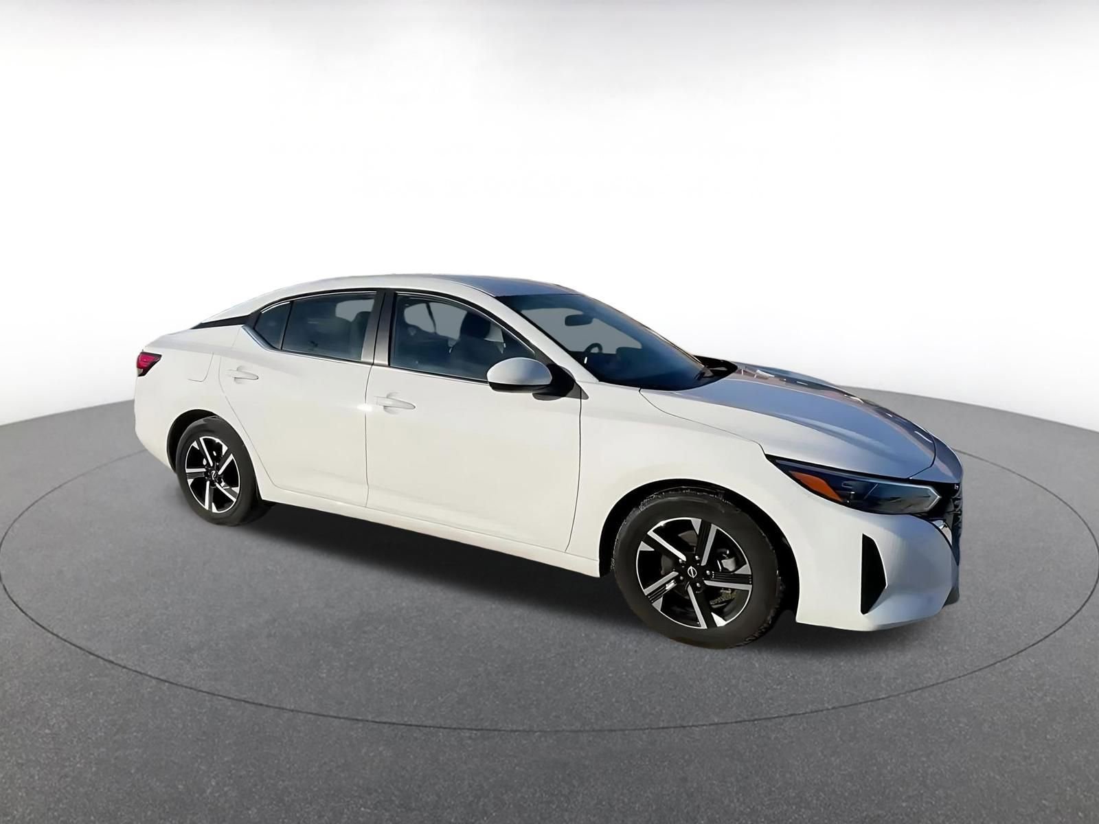 Thumbnail: 2025 Nissan Sentra - 2