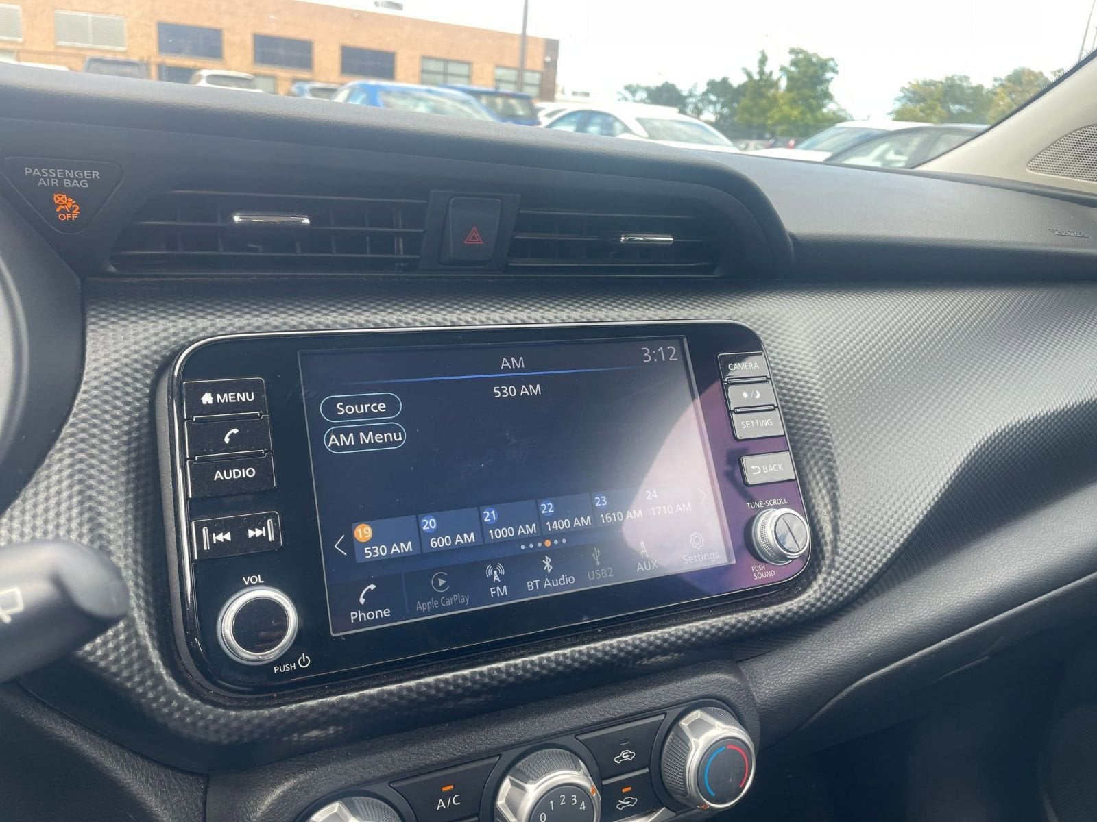 Thumbnail: 2024 Nissan Kicks - 21