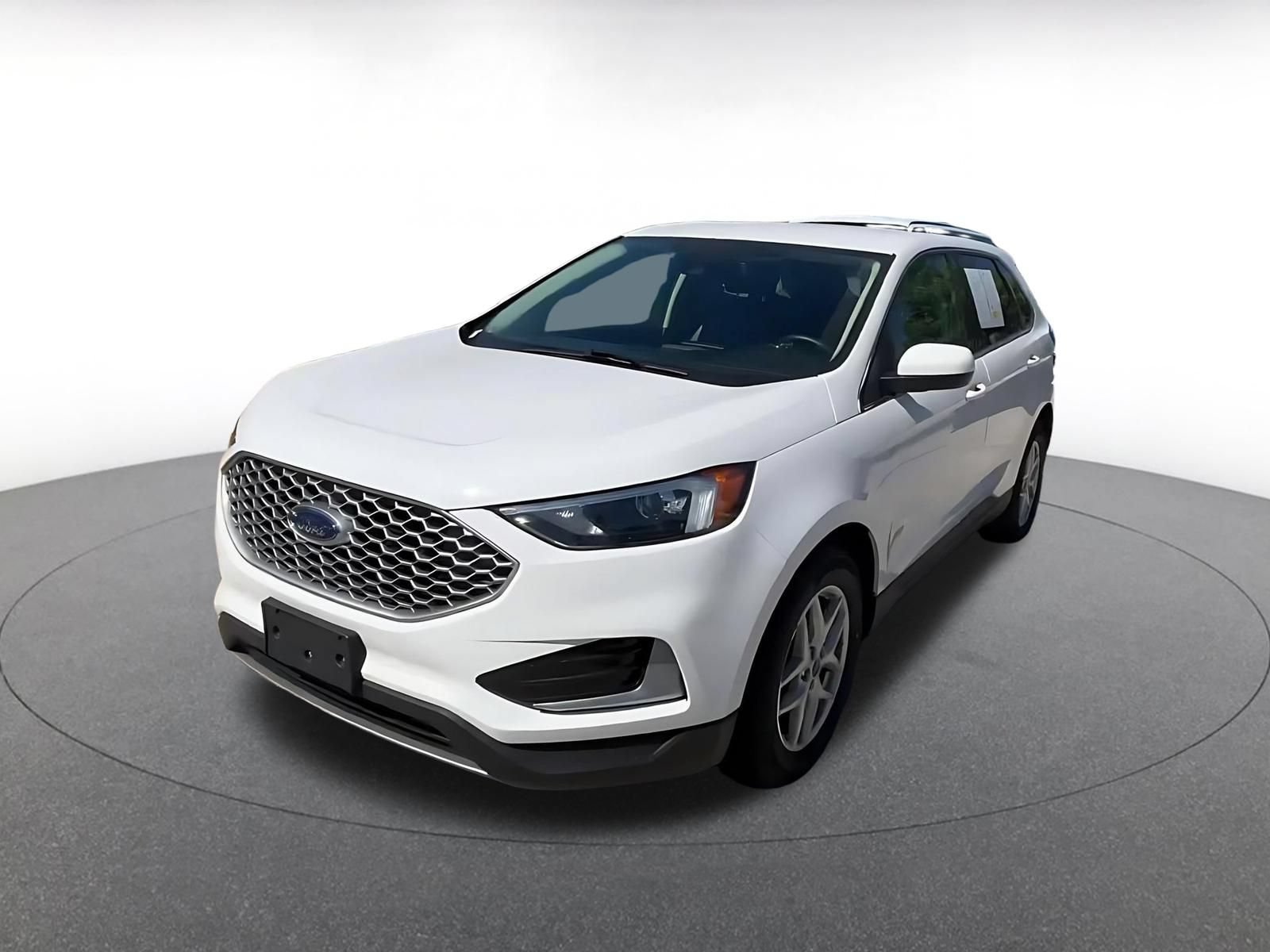 Thumbnail: 2023 Ford Edge - 7