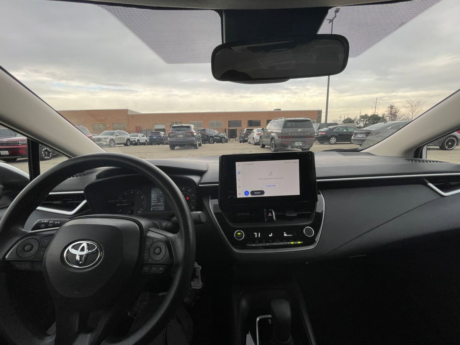 Thumbnail: 2025 Toyota Corolla - 32