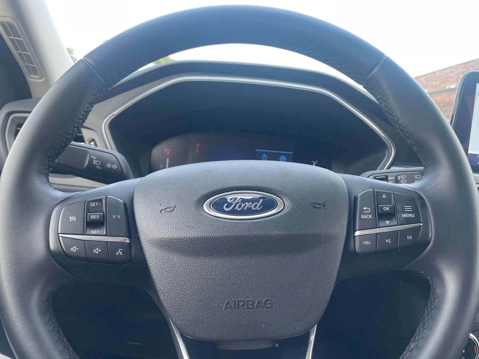 Thumbnail: 2024 Ford Escape - 28