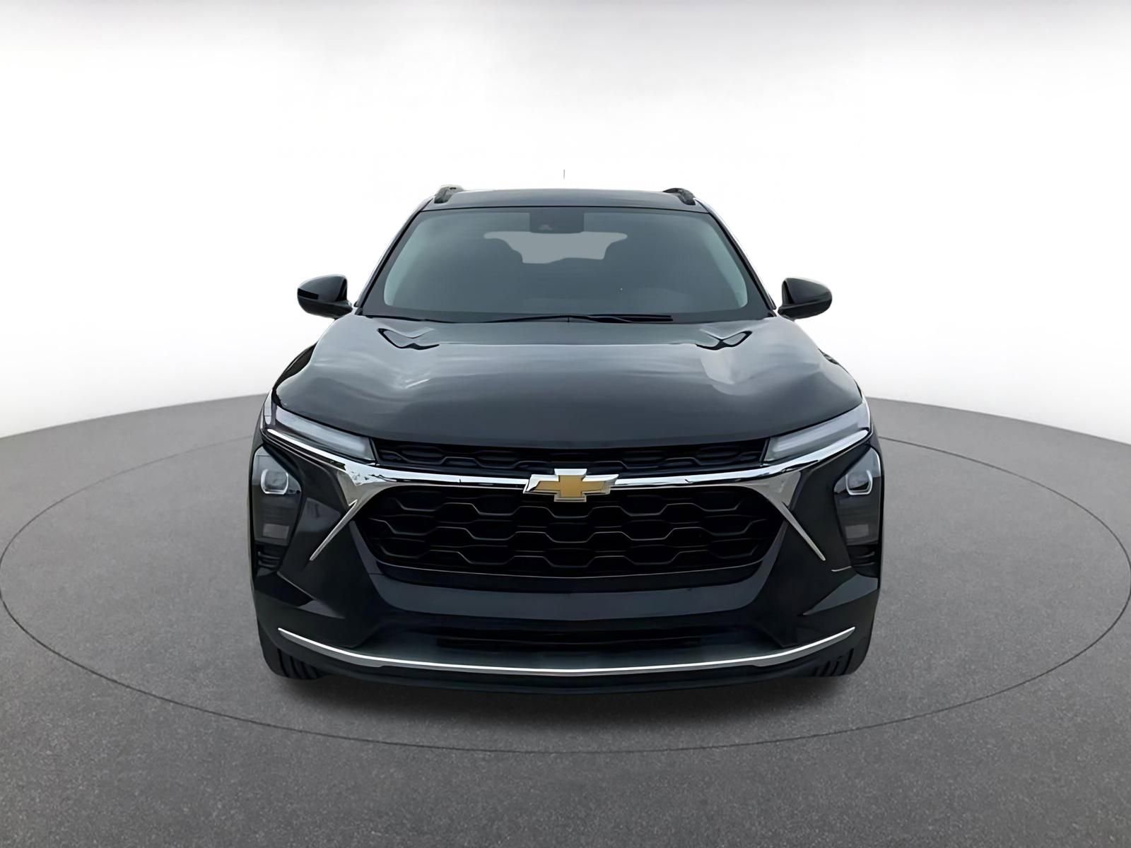 Thumbnail: 2025 Chevrolet Trax - 4