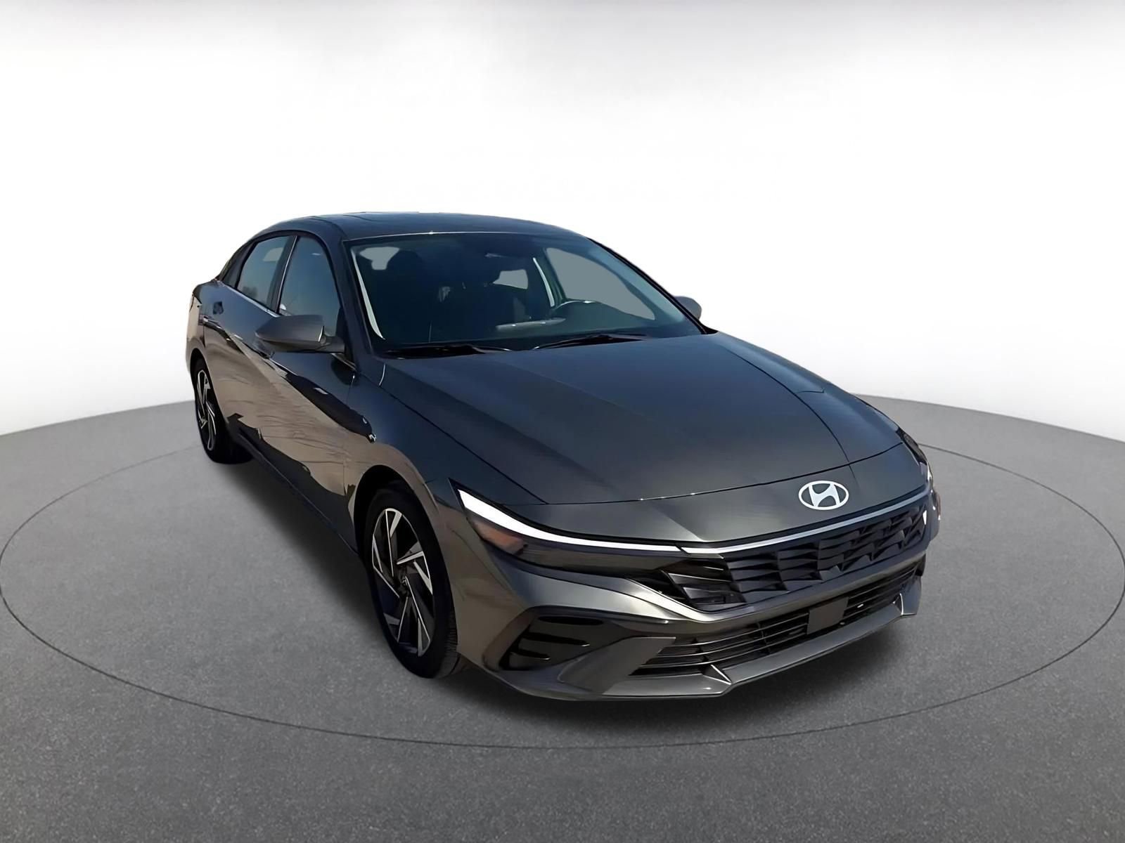 Thumbnail: 2025 Hyundai Elantra - 3