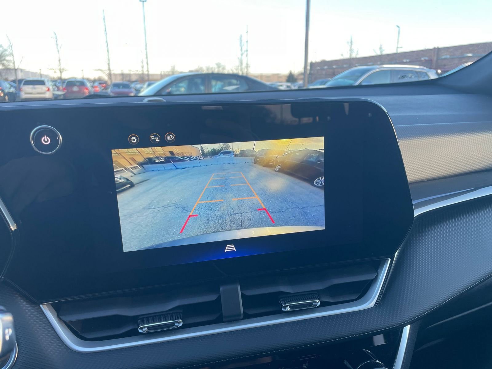 Thumbnail: 2025 Chevrolet Equinox - 17