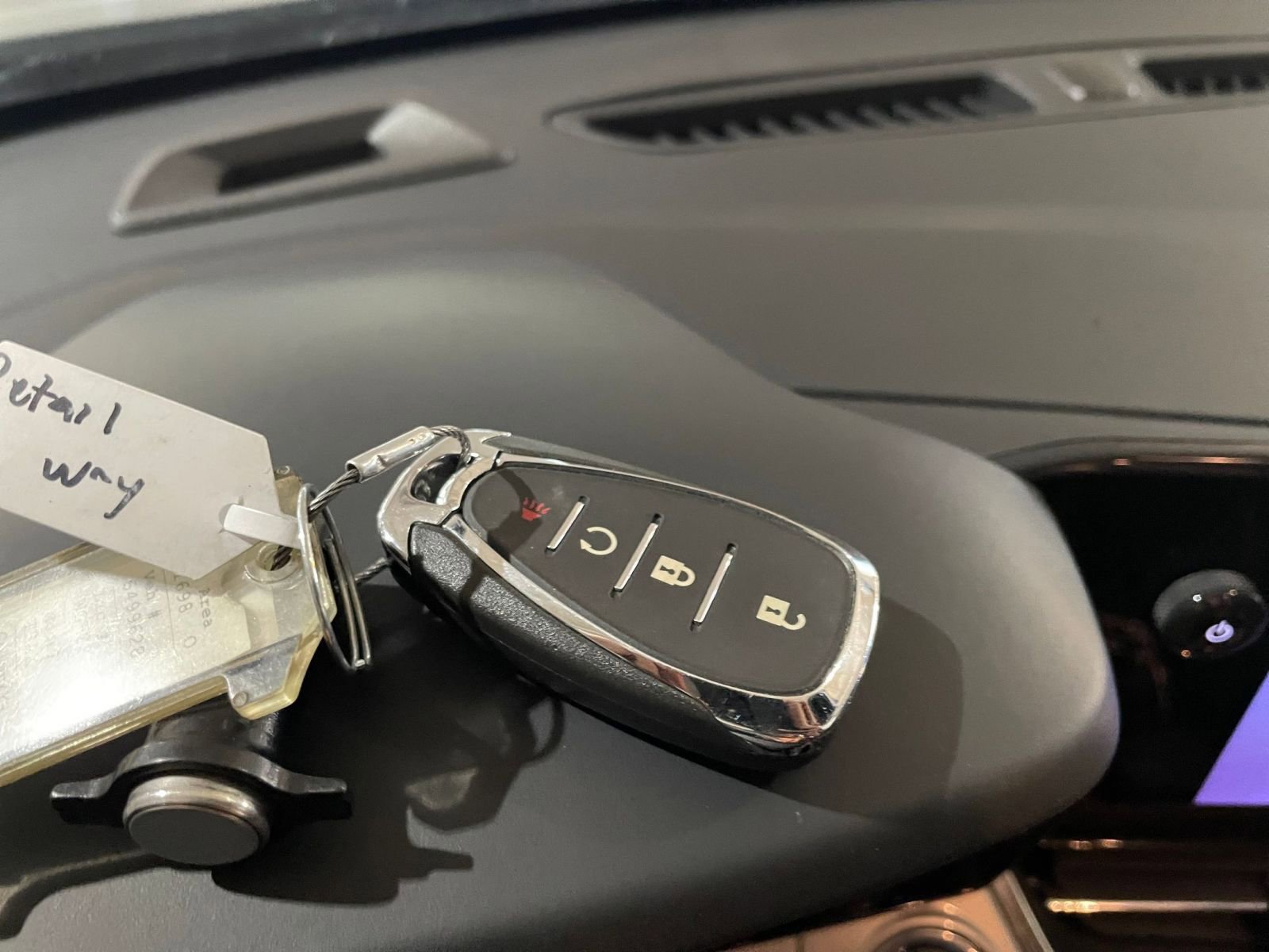 Thumbnail: 2025 Chevrolet Trax - 21