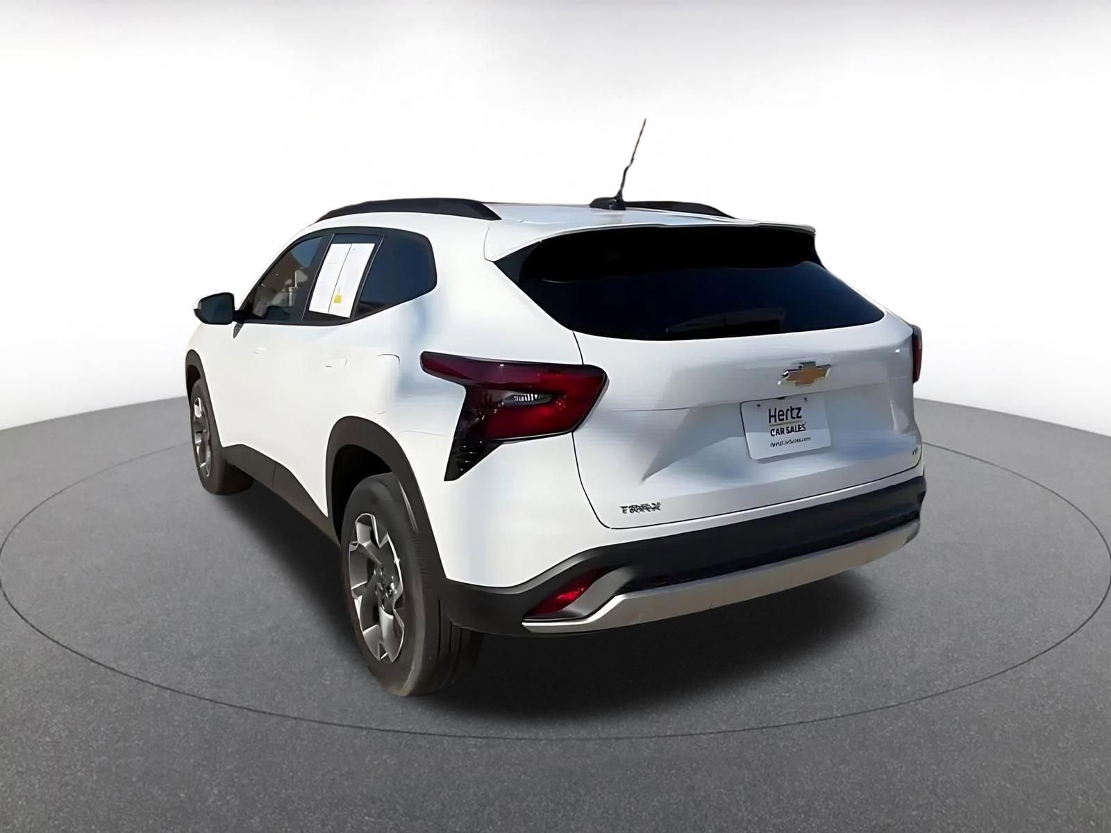 Thumbnail: 2025 Chevrolet Trax - 11