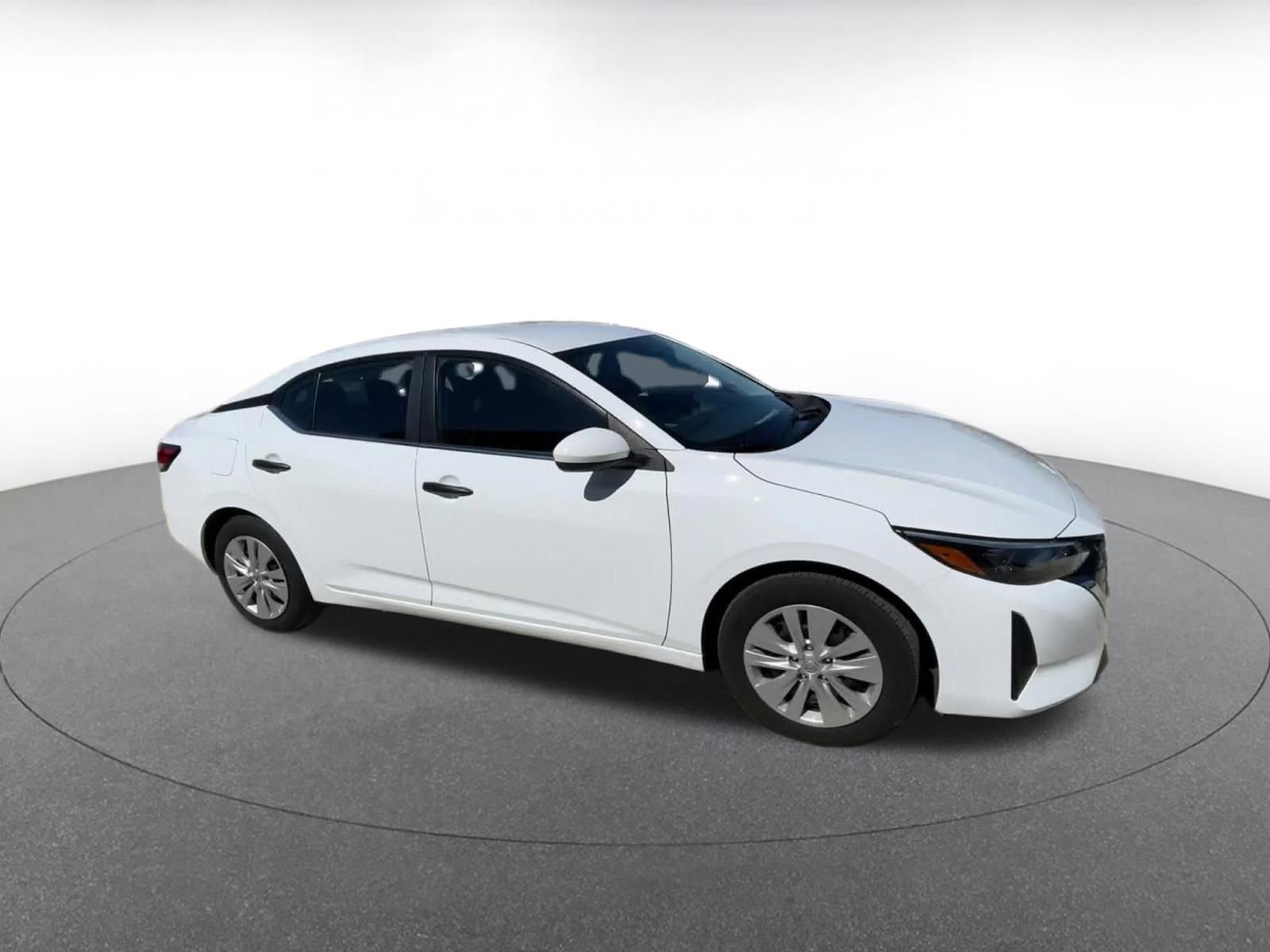 Thumbnail: 2025 Nissan Sentra - 2