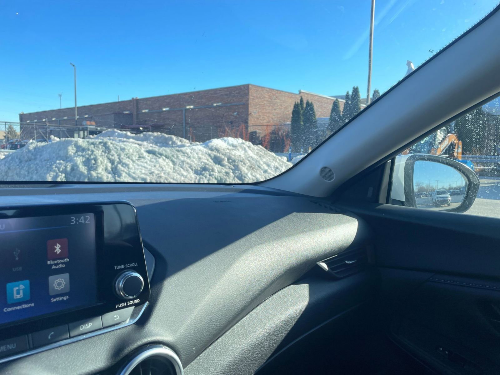 Thumbnail: 2025 Nissan Sentra - 35