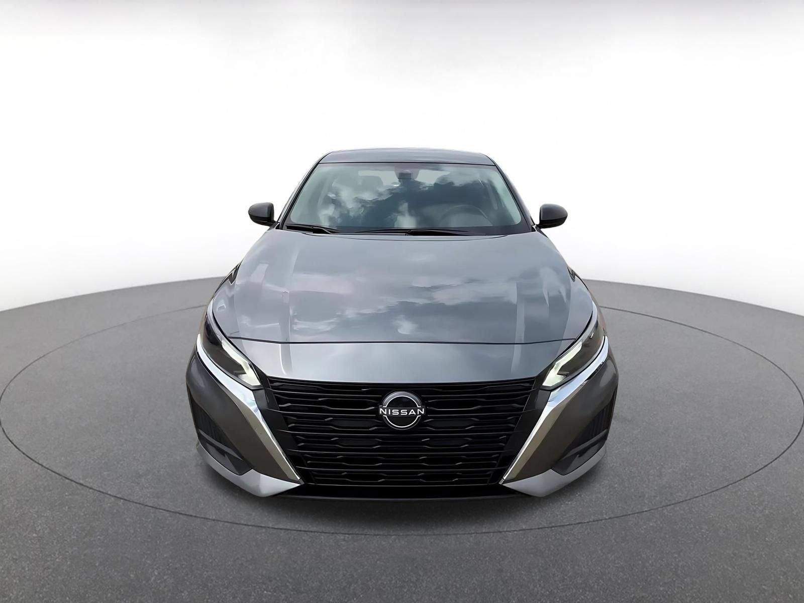 Thumbnail: 2025 Nissan Altima - 4