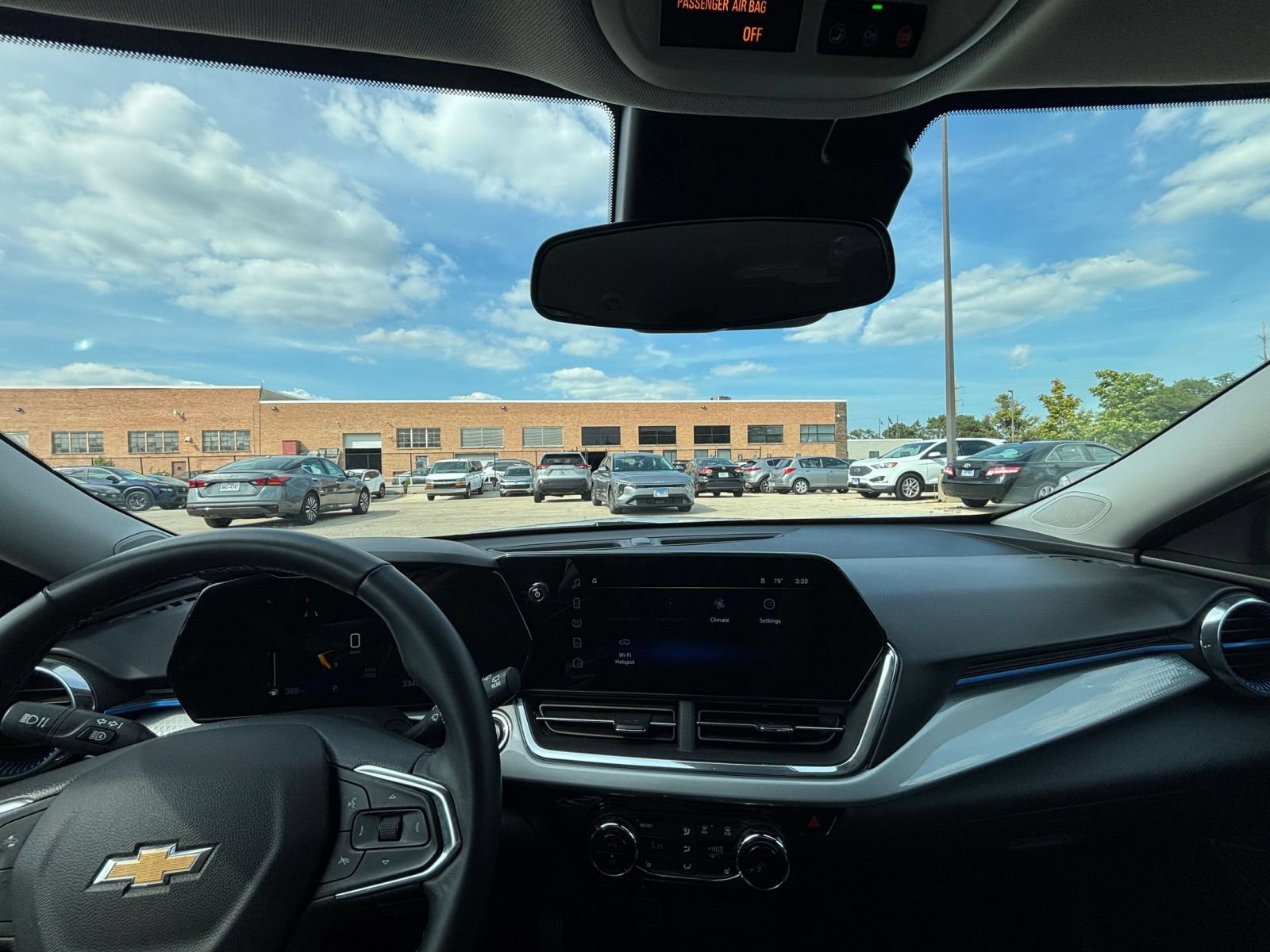 Thumbnail: 2025 Chevrolet Trax - 27