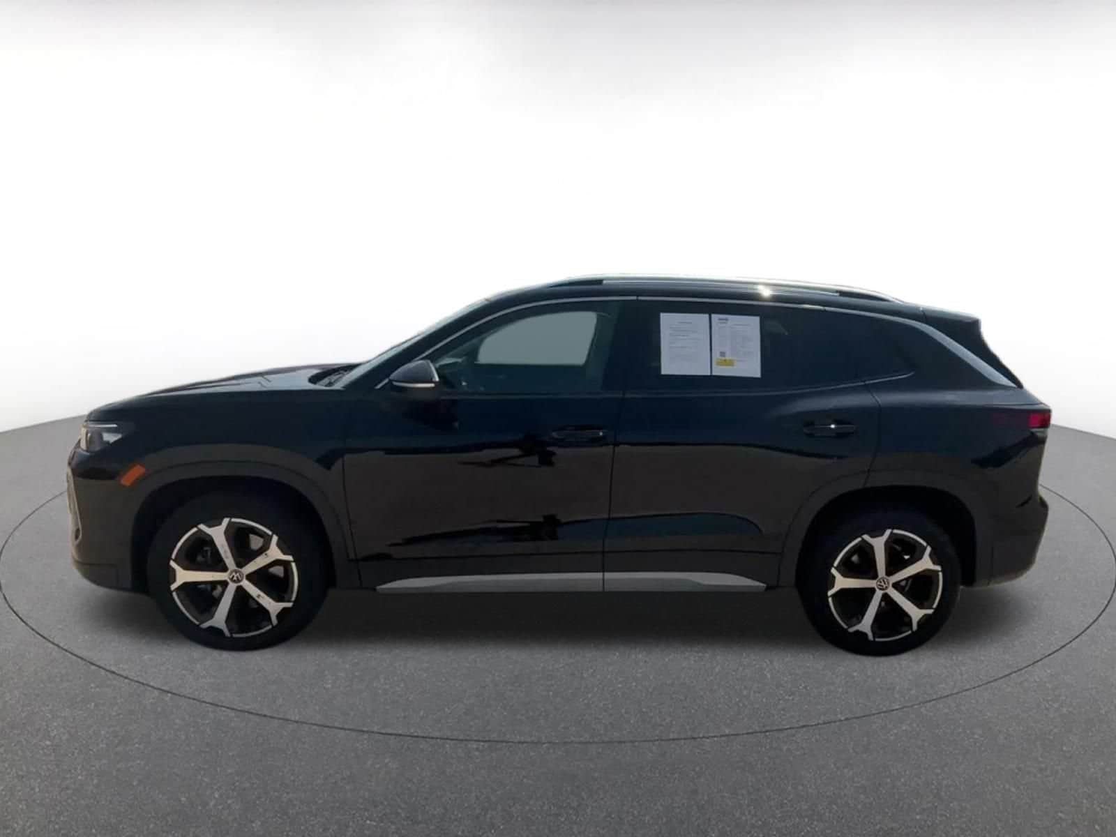 Thumbnail: 2026 Volkswagen Tiguan - 9