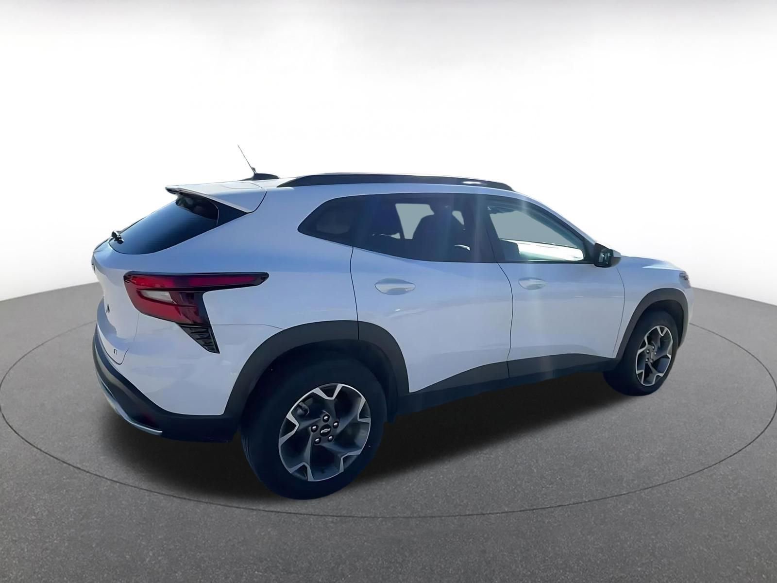 Thumbnail: 2025 Chevrolet Trax - 15