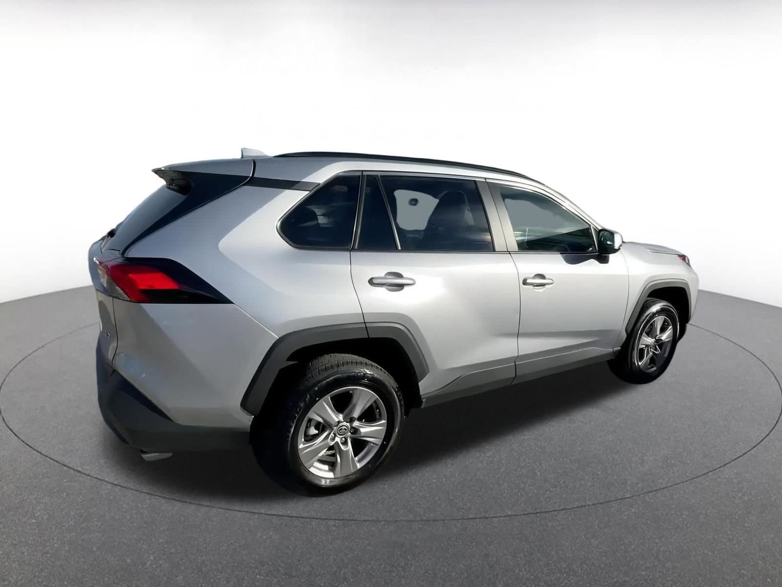 Thumbnail: 2025 Toyota RAV4 - 15