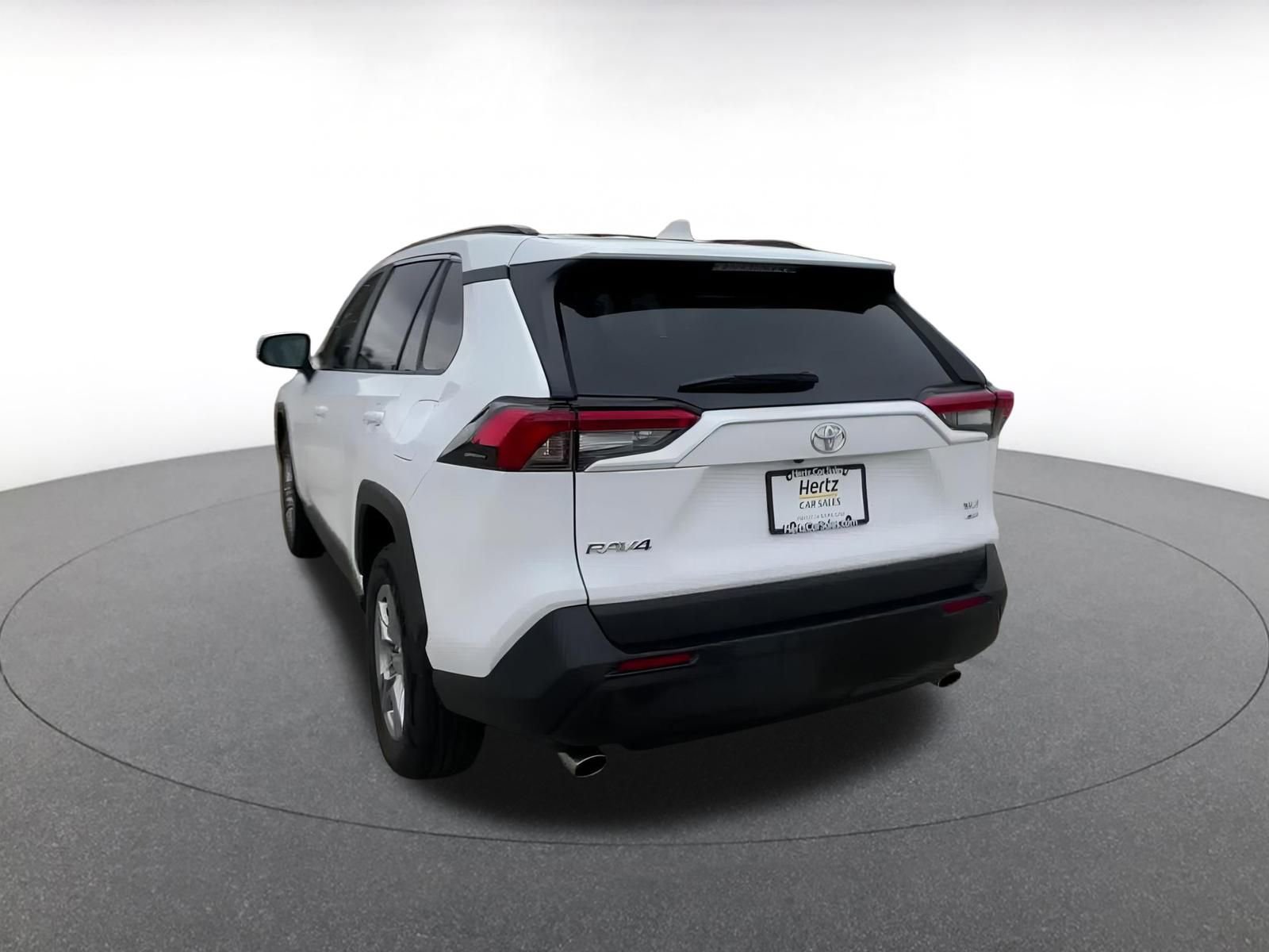 Thumbnail: 2025 Toyota RAV4 - 11