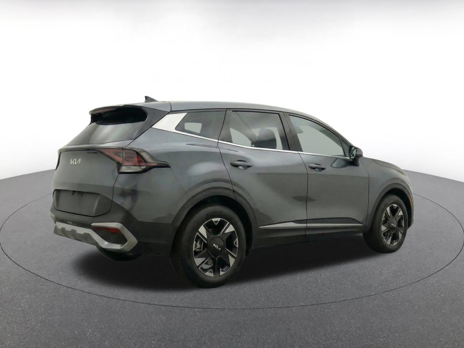 Thumbnail: 2026 Kia Sportage - 10