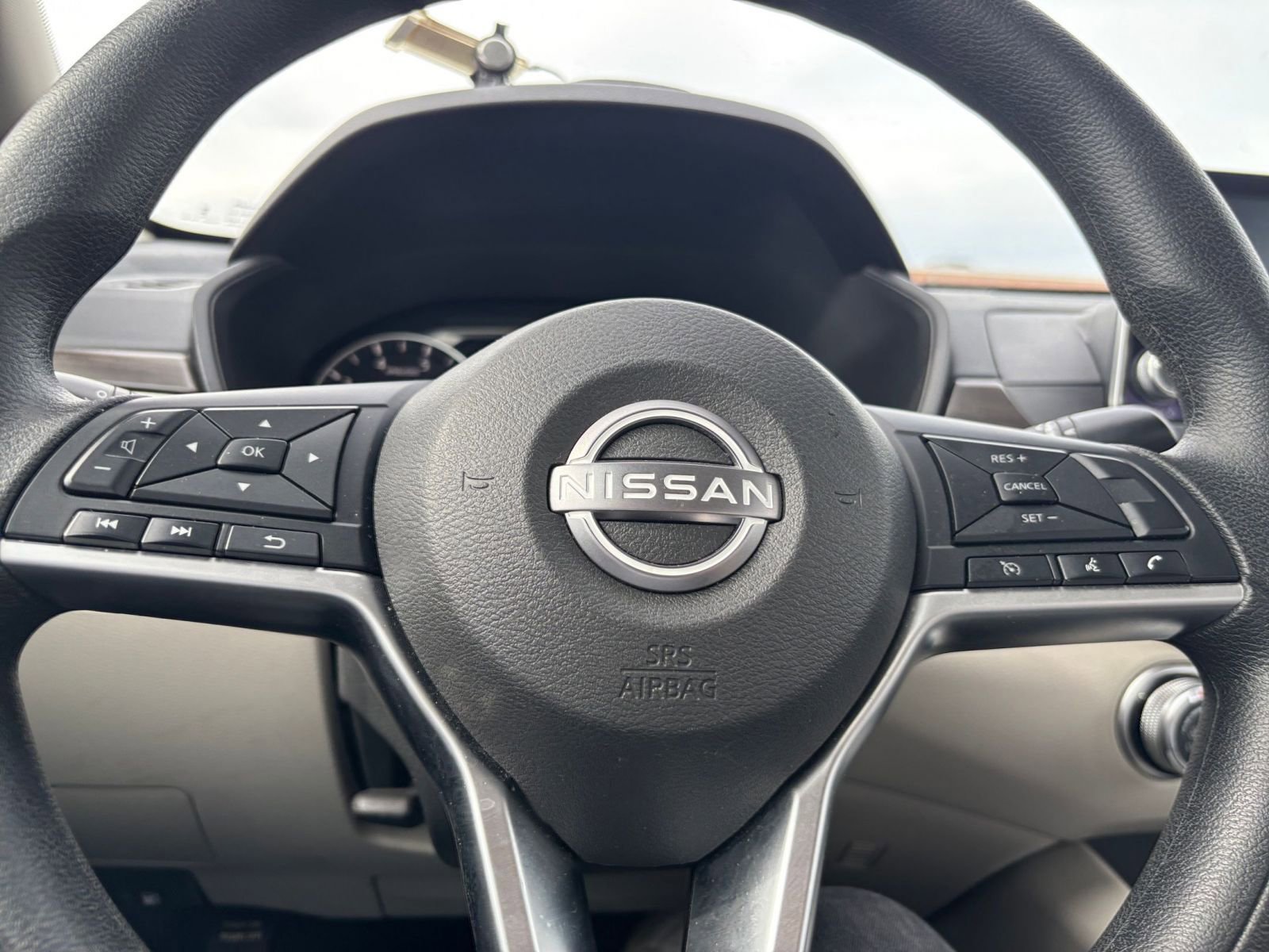 Thumbnail: 2025 Nissan Altima - 27