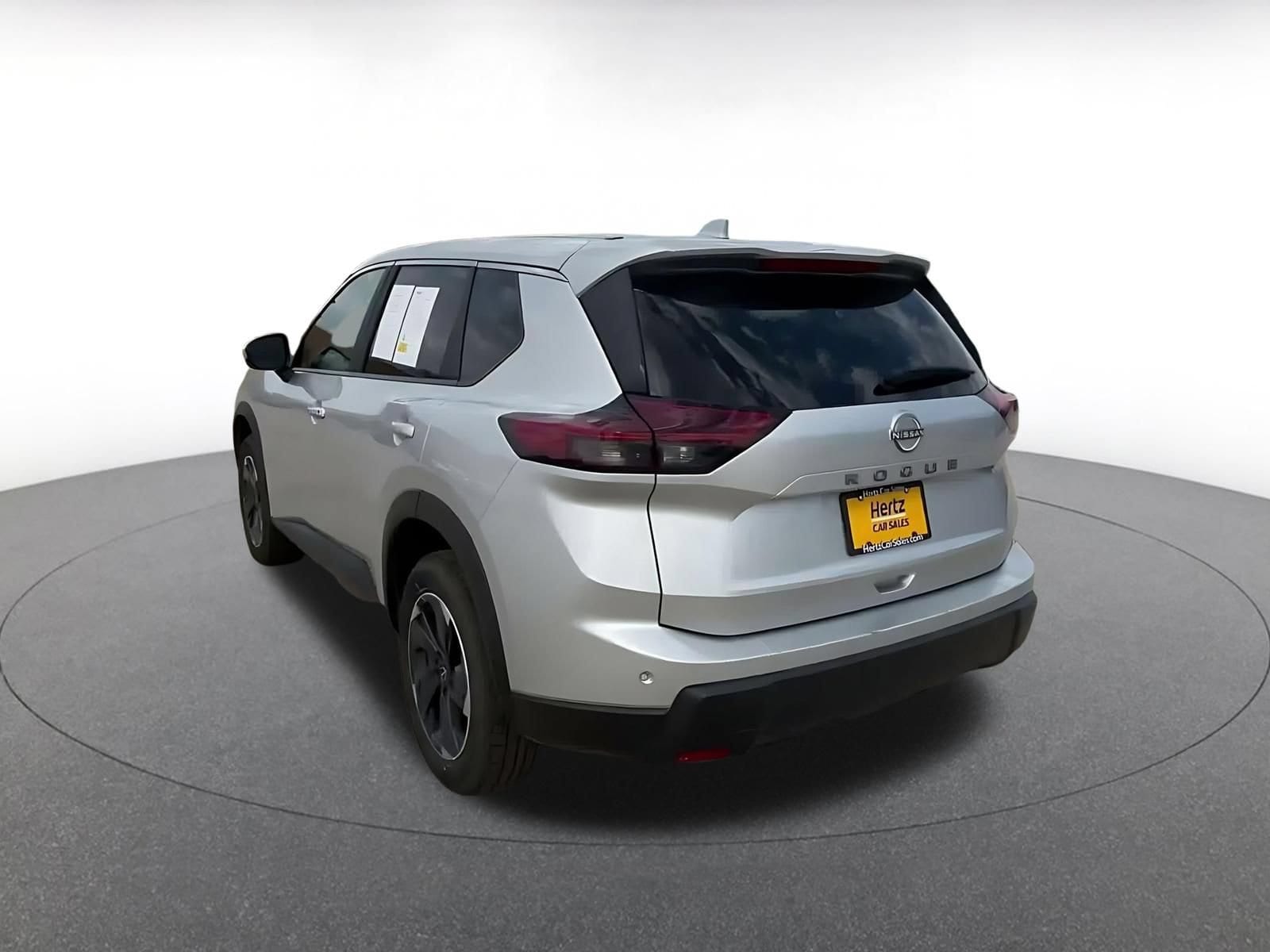 Thumbnail: 2025 Nissan Rogue - 10