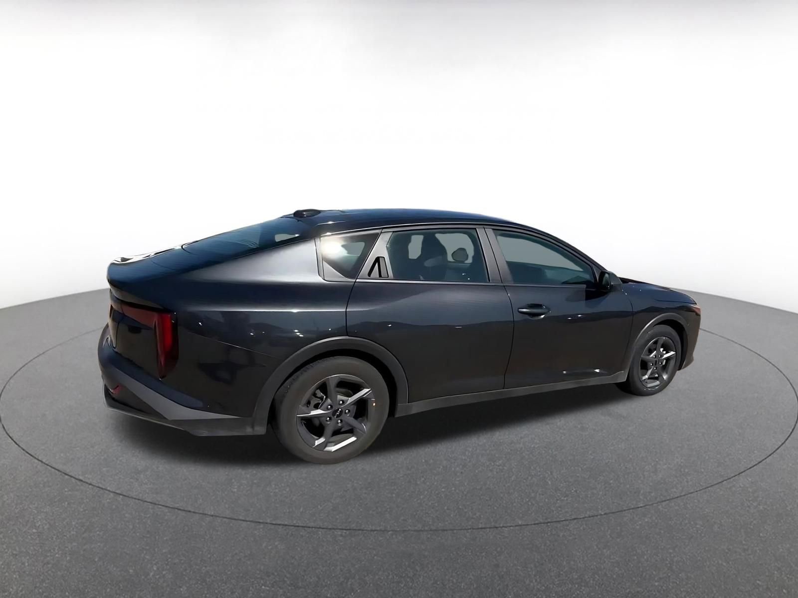 Thumbnail: 2025 Kia K4 - 15