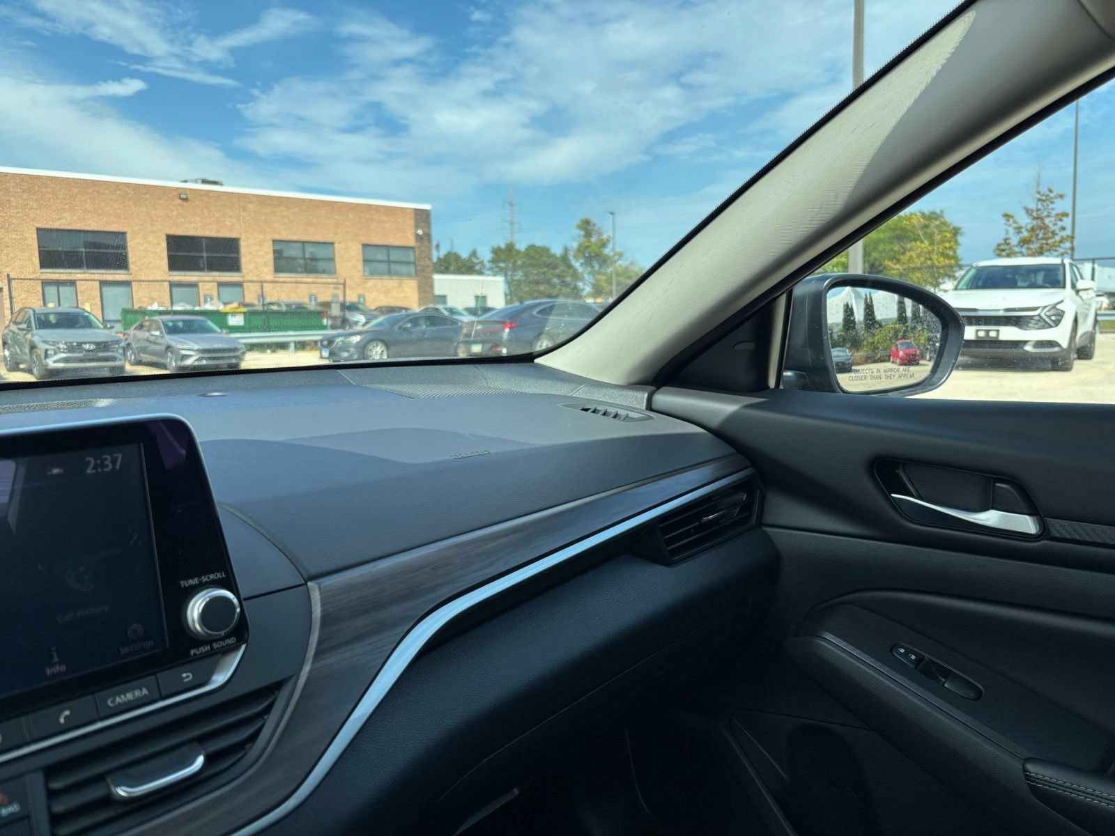 Thumbnail: 2025 Nissan Altima - 32
