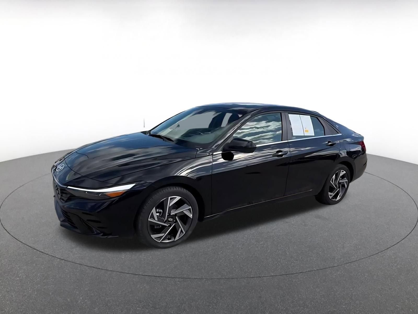 Thumbnail: 2025 Hyundai Elantra - 8