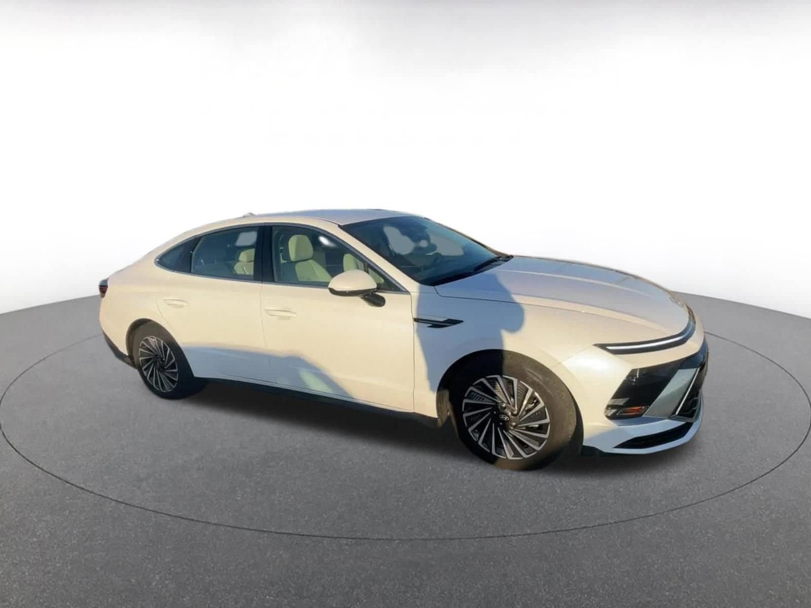 Thumbnail: 2025 Hyundai Sonata - 2