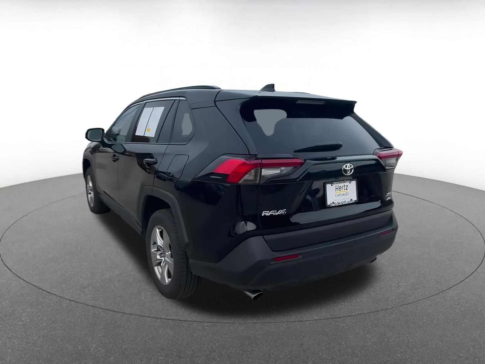 Thumbnail: 2025 Toyota RAV4 - 11