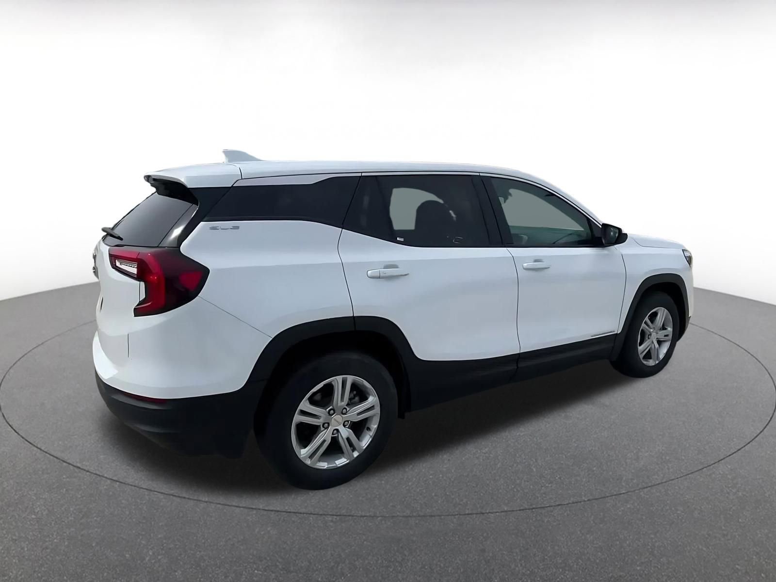 Thumbnail: 2024 GMC Terrain - 15