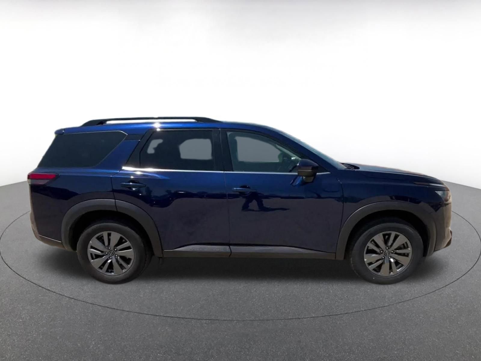 Thumbnail: 2025 Nissan Pathfinder - 16
