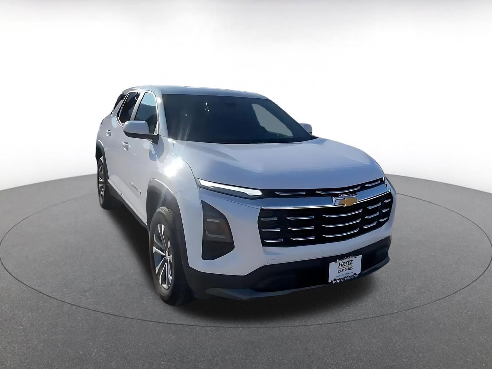 Thumbnail: 2025 Chevrolet Equinox - 3