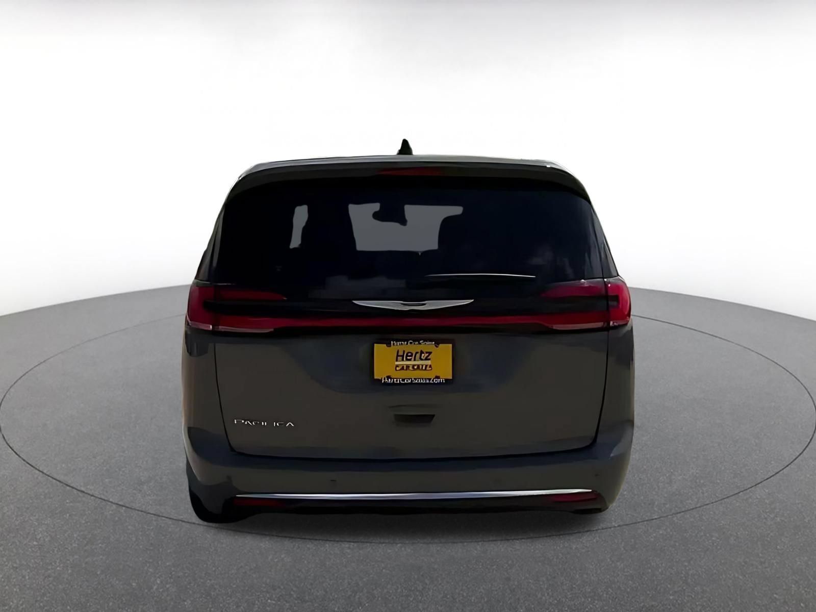 Thumbnail: 2025 Chrysler Pacifica - 10