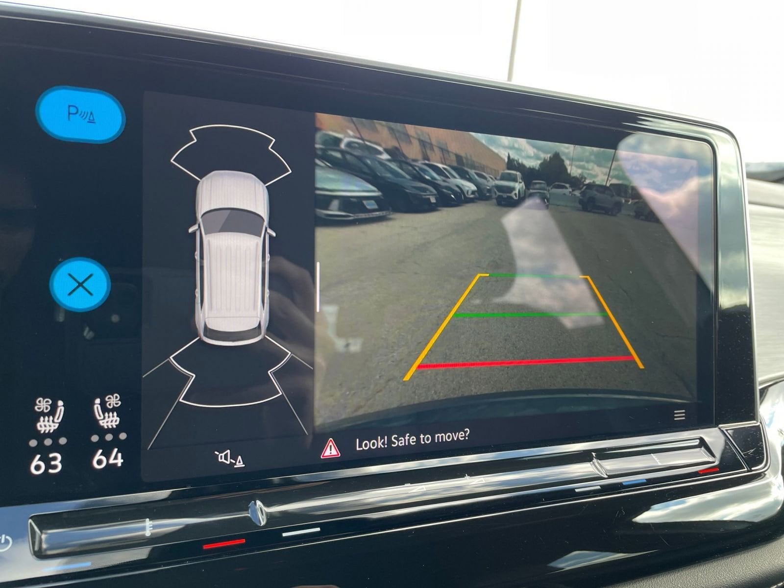 Thumbnail: 2025 Volkswagen Atlas - 17