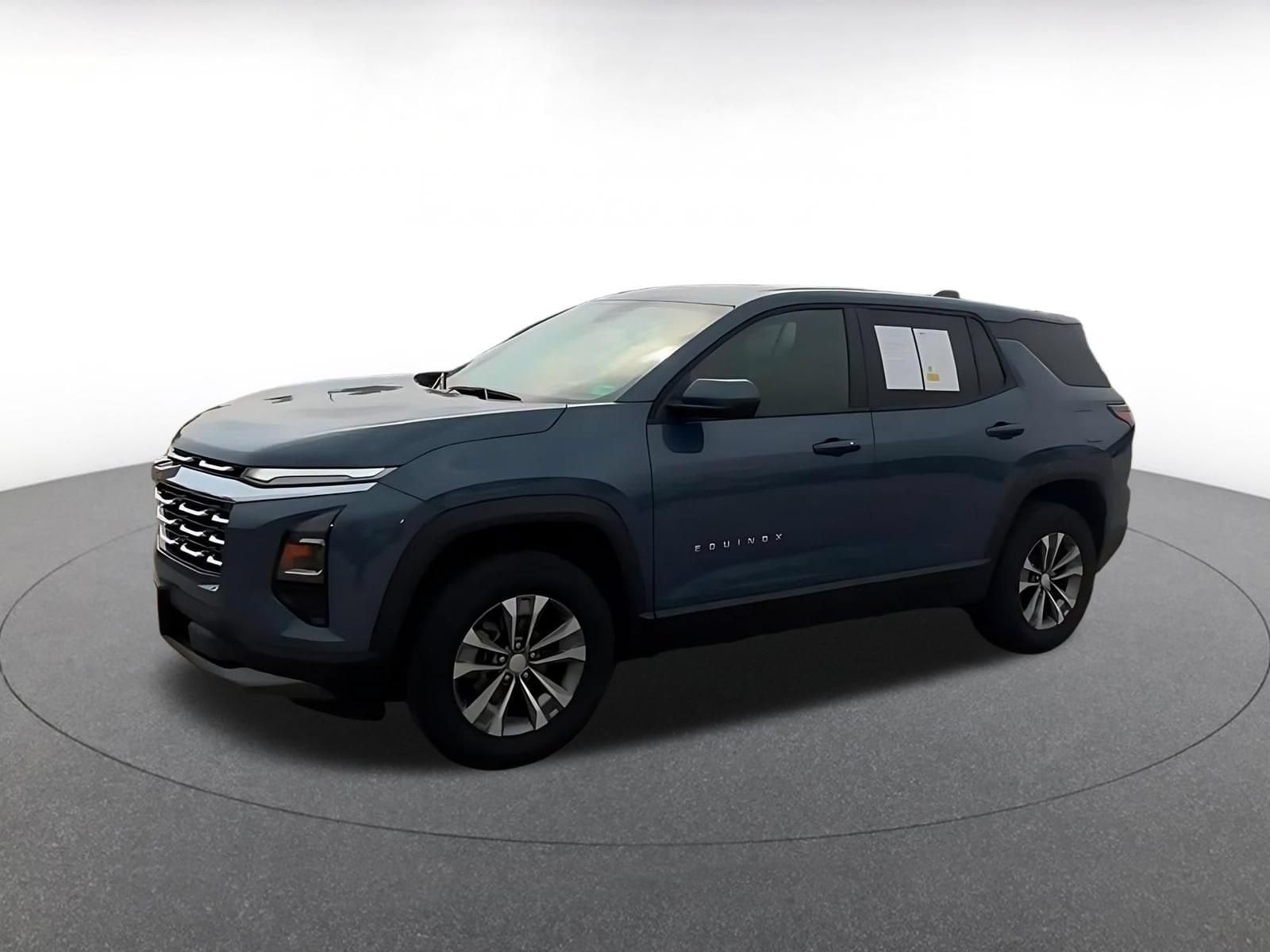 Thumbnail: 2025 Chevrolet Equinox - 8