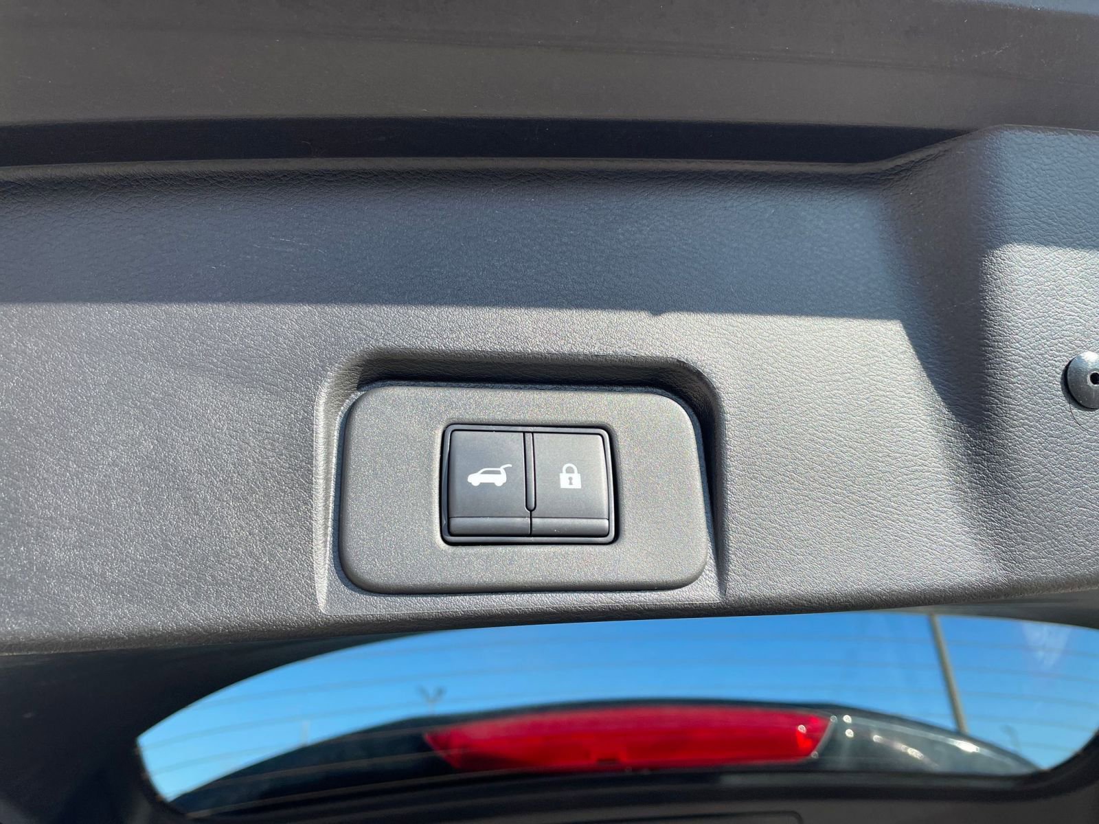 Thumbnail: 2025 Nissan Rogue - 23