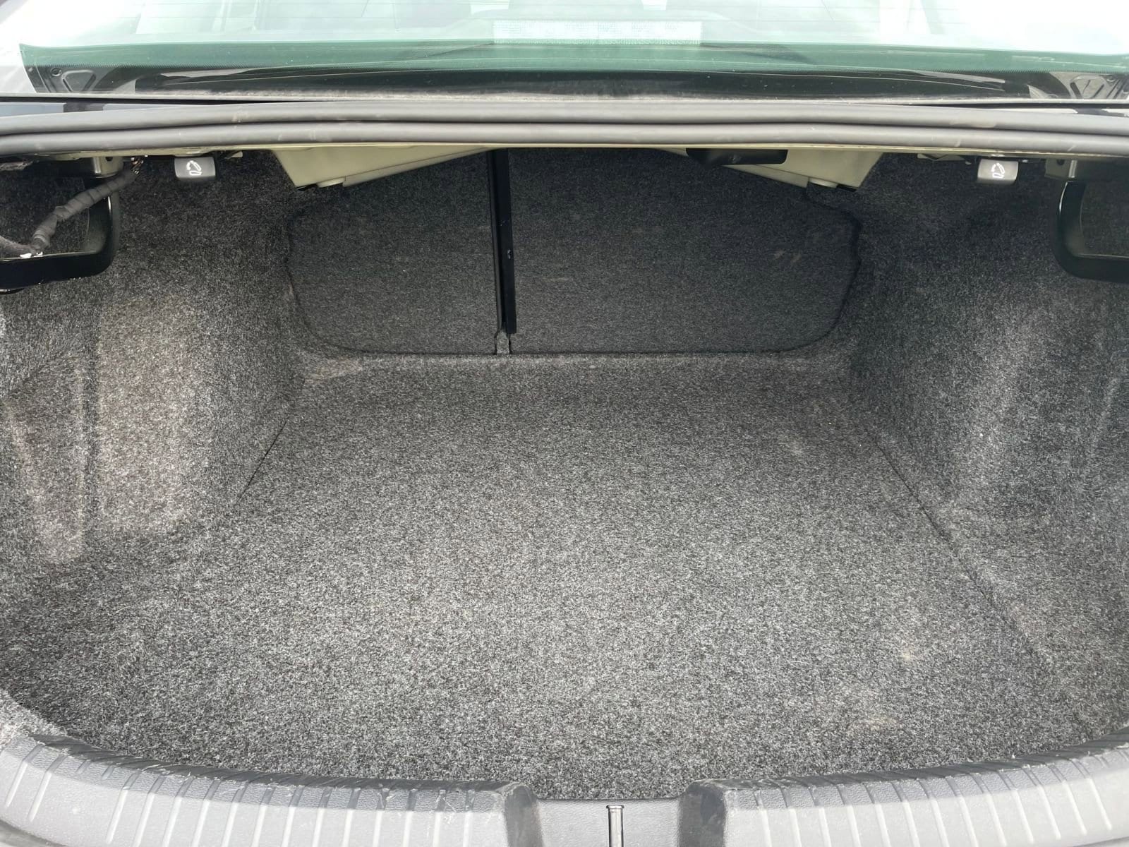 Thumbnail: 2025 Volkswagen Jetta - 30