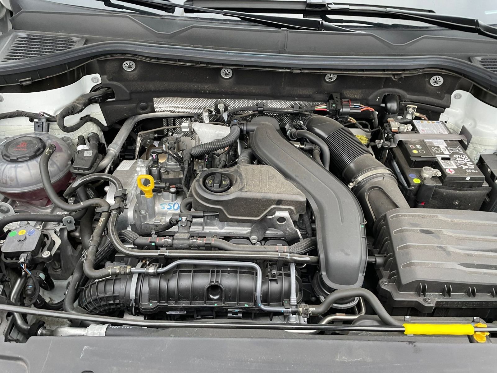 Thumbnail: 2025 Volkswagen Taos - 32