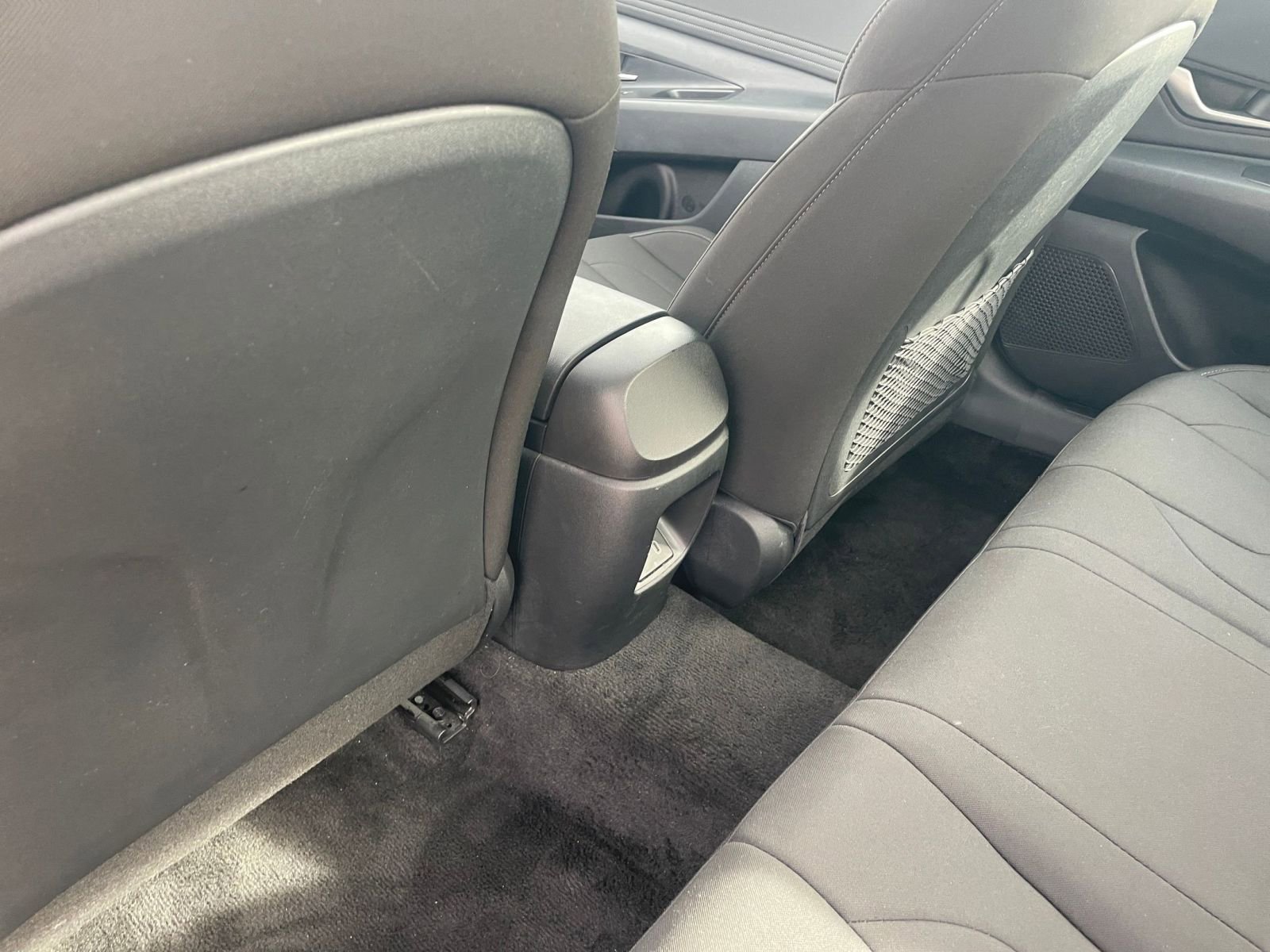 Thumbnail: 2025 Hyundai Elantra - 23